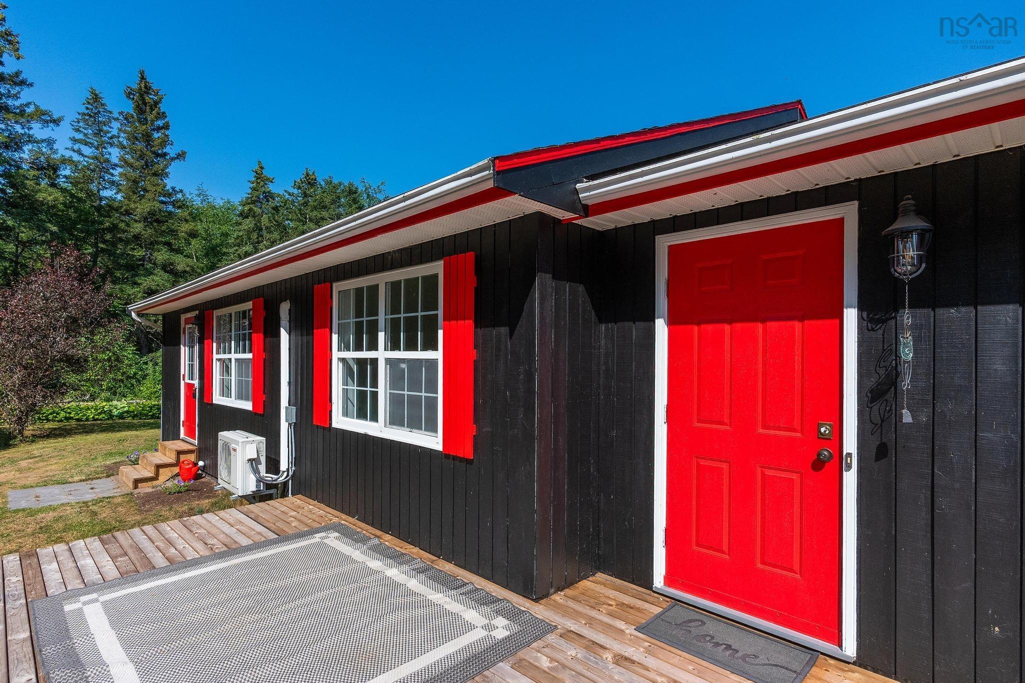 $424,900.00: 180 Dill Road, Windsor