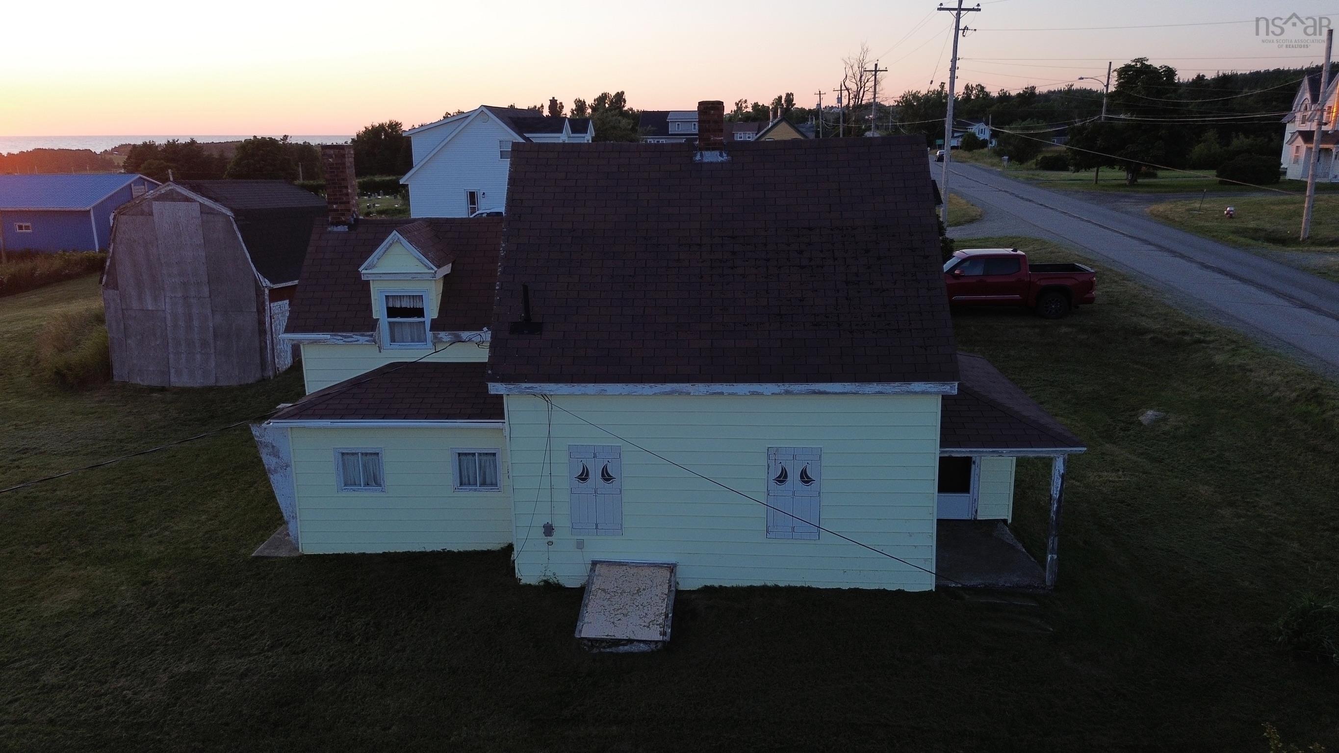 $250,000.00: 411 Main Street, Port Hood