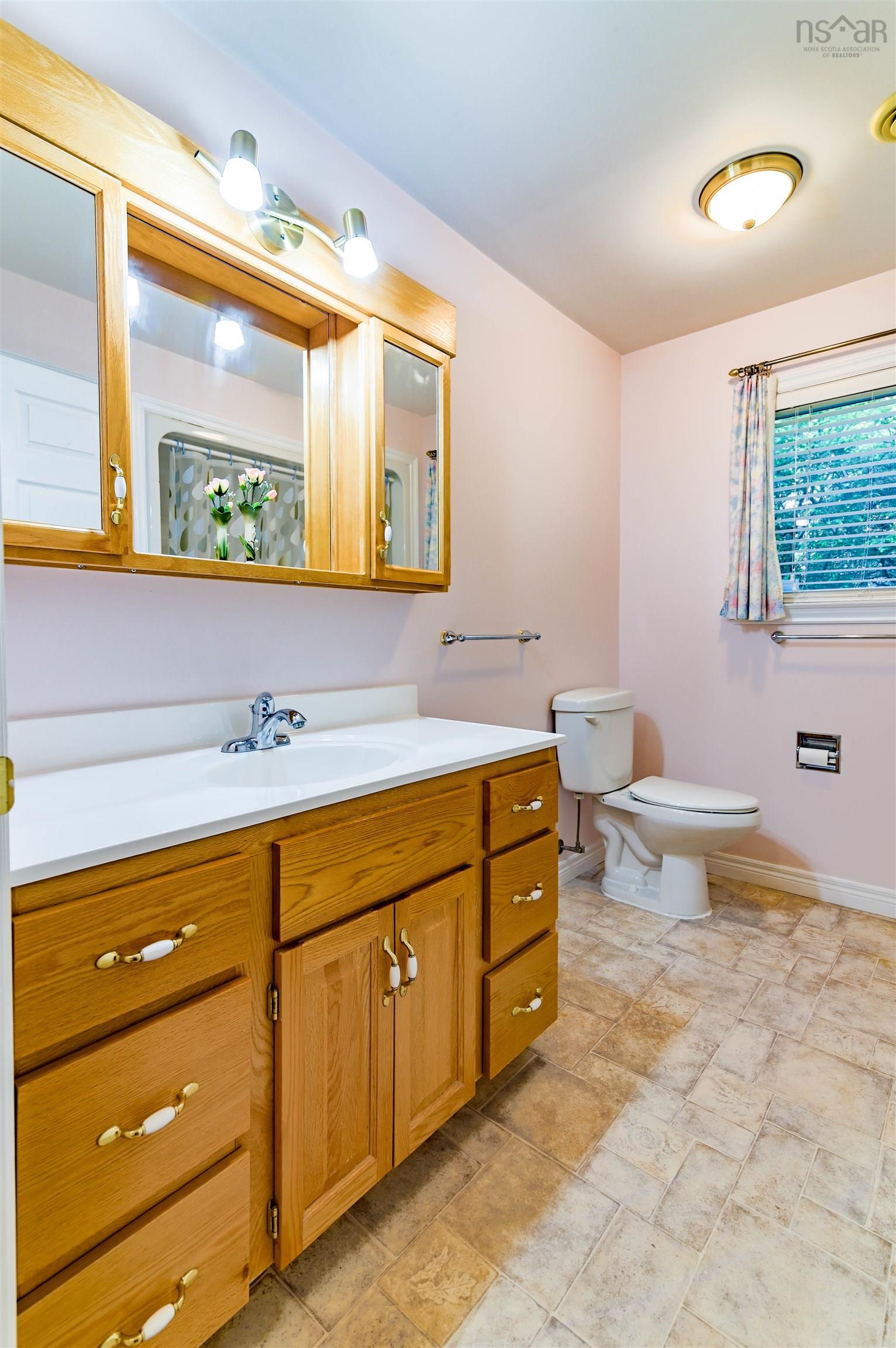 $589,900.00: 410 Park St, Kentville