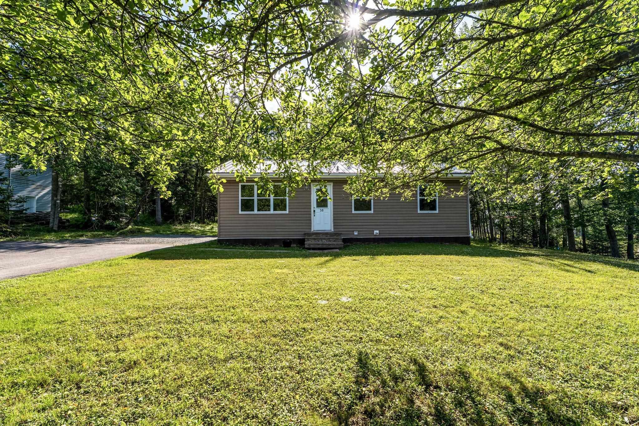 $289,900.00: 38 Morley Avenue, Truro Heights