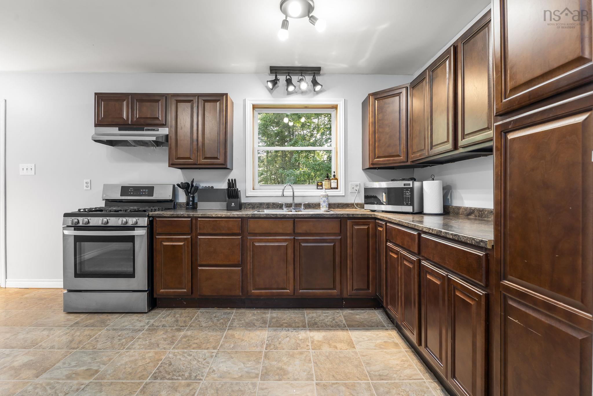 $289,900.00: 38 Morley Avenue, Truro Heights