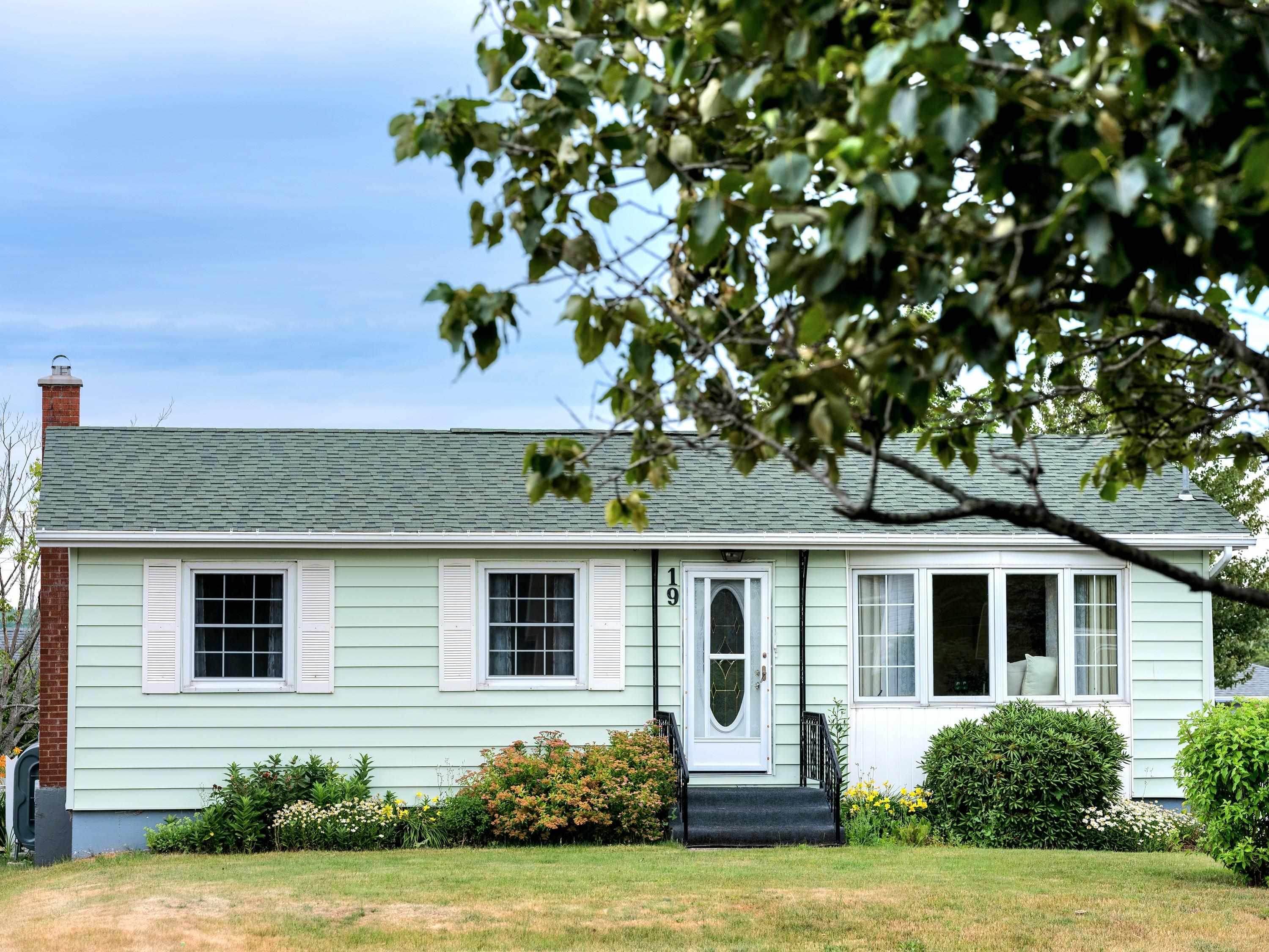 $324,000.00: 19 Ranna Drive, Sydney