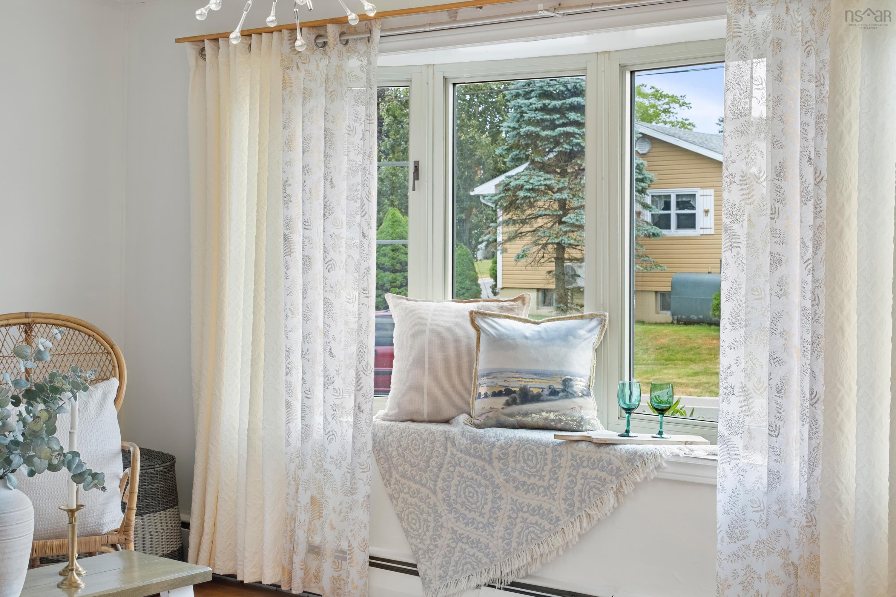 $324,000.00: 19 Ranna Drive, Sydney