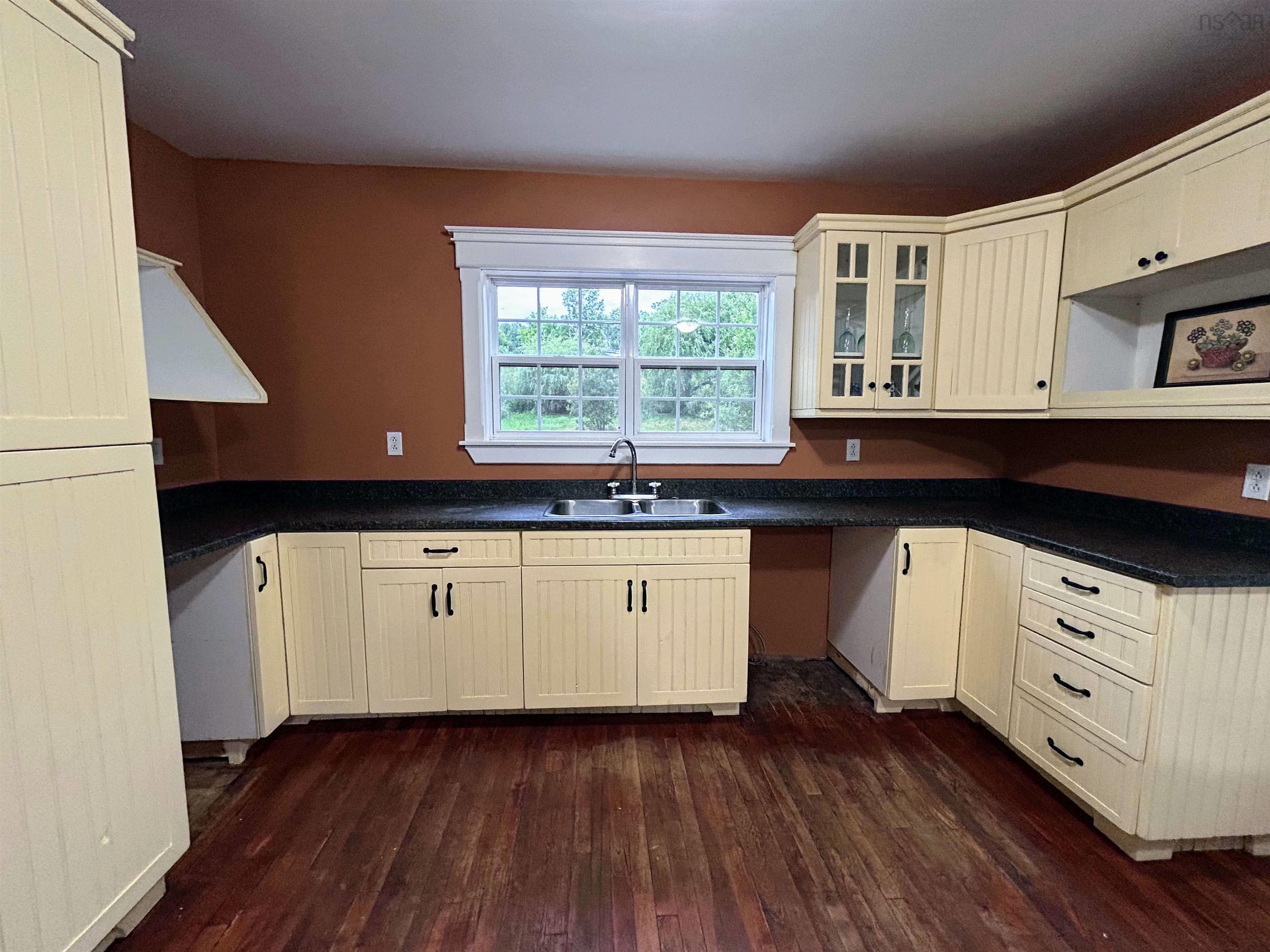 $300,000.00: 4282 & 4290 Walton Woods Road, Walton