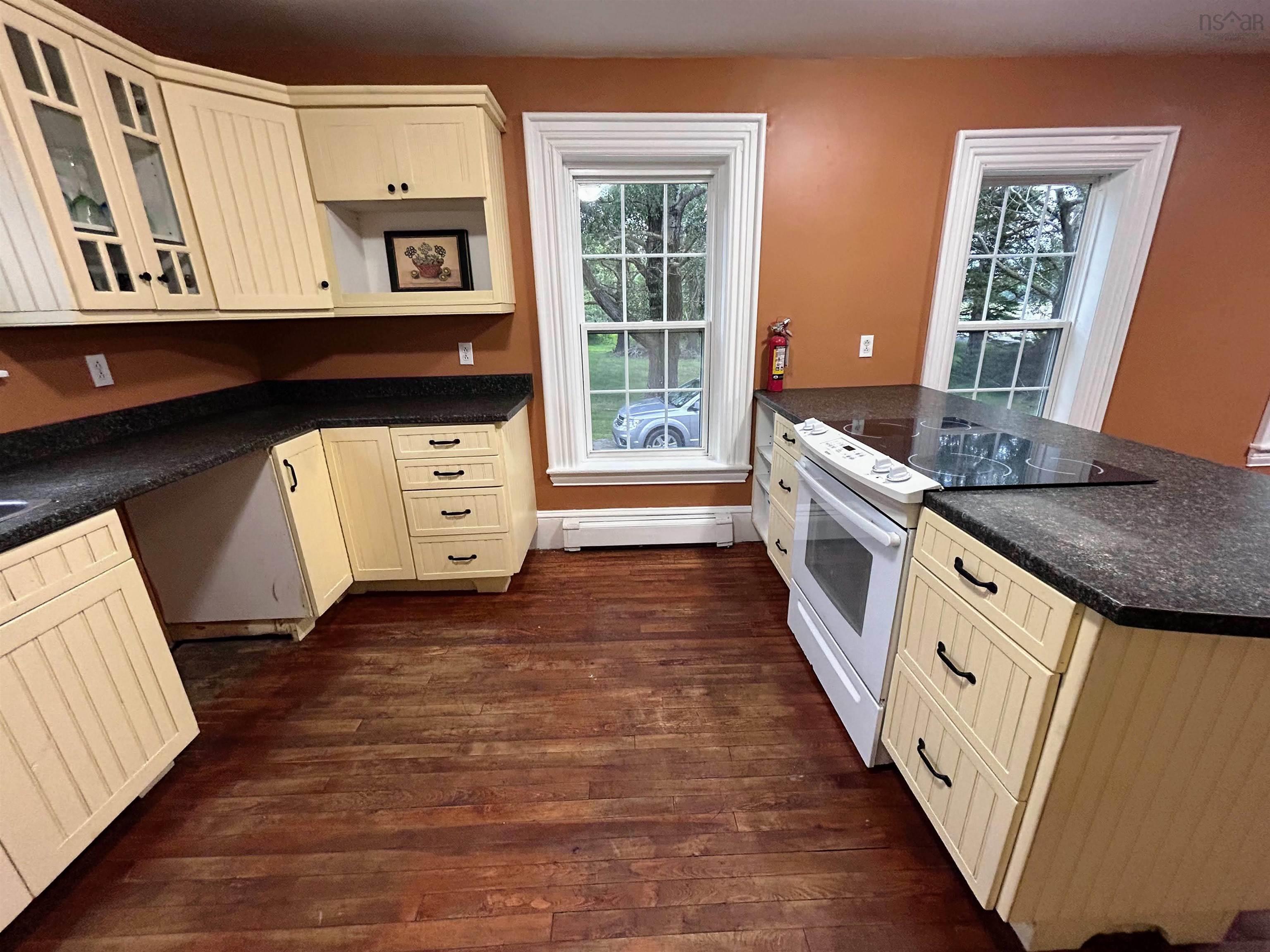 $300,000.00: 4282 & 4290 Walton Woods Road, Walton