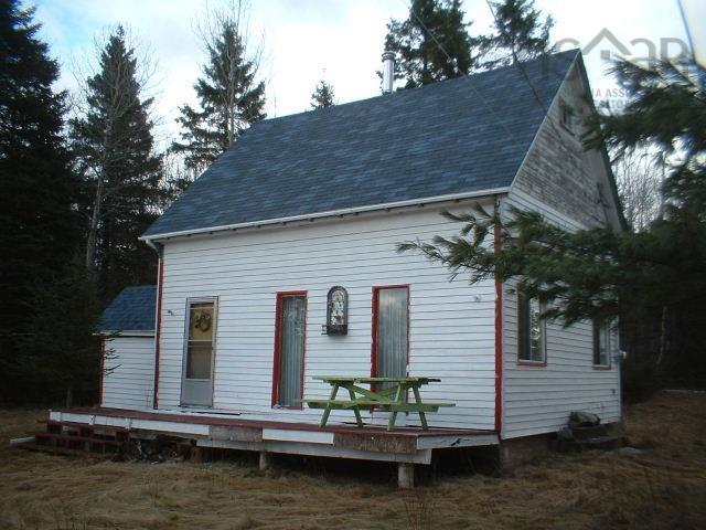 $112,000.00: 660 Pugwash Riveer Road, Pugwash River