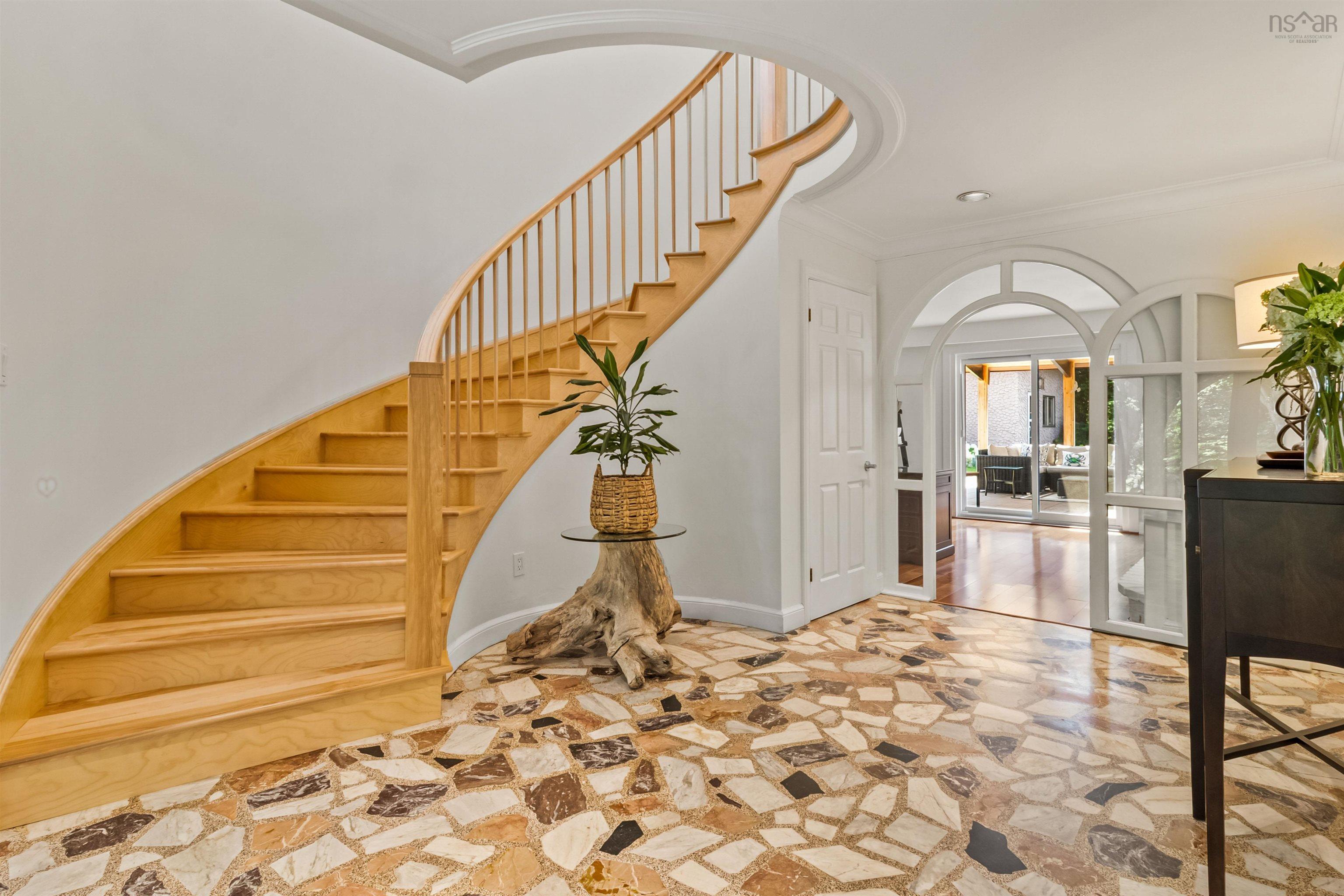 $950,000.00: 27 Joe Street, Waverley