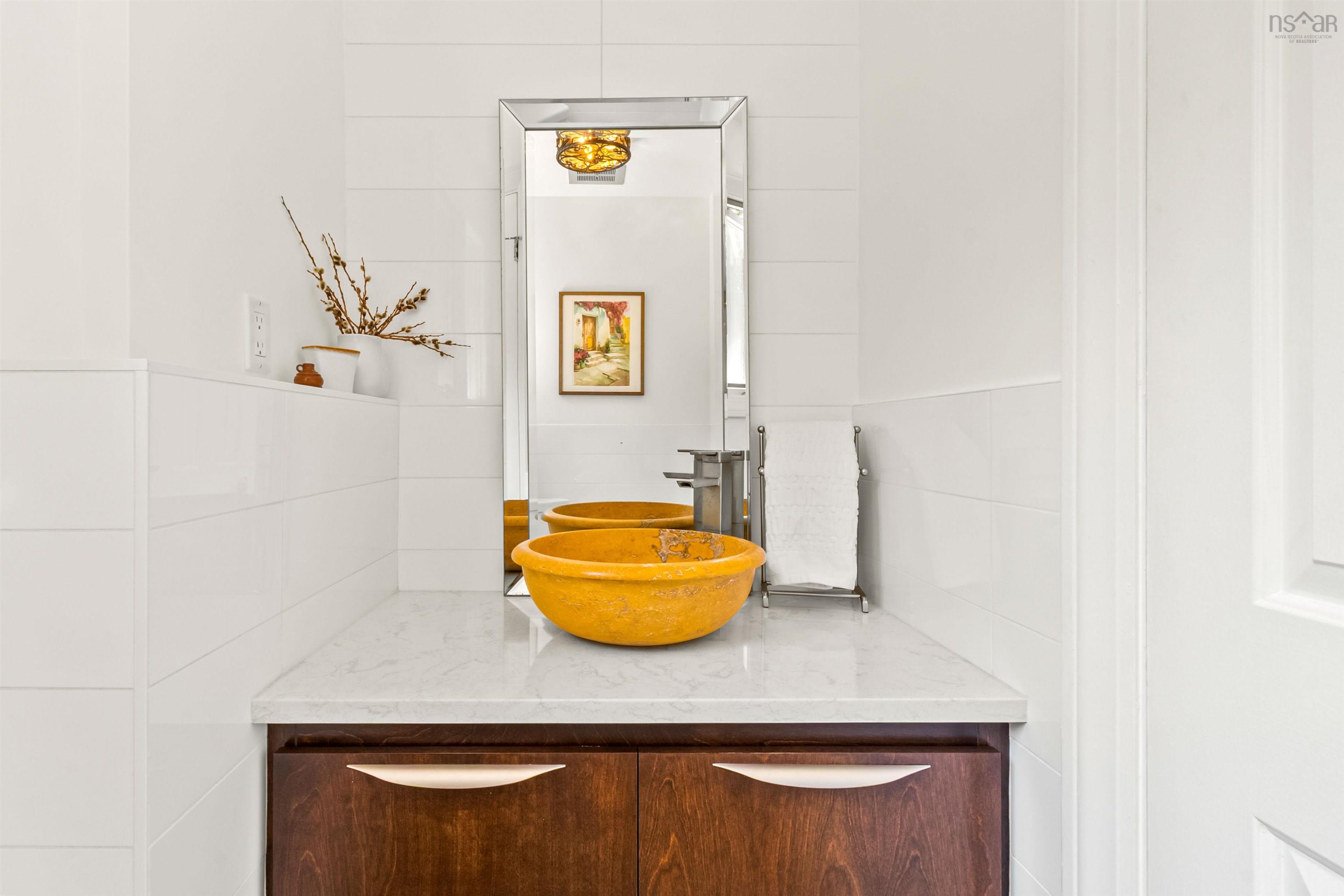 $950,000.00: 27 Joe Street, Waverley