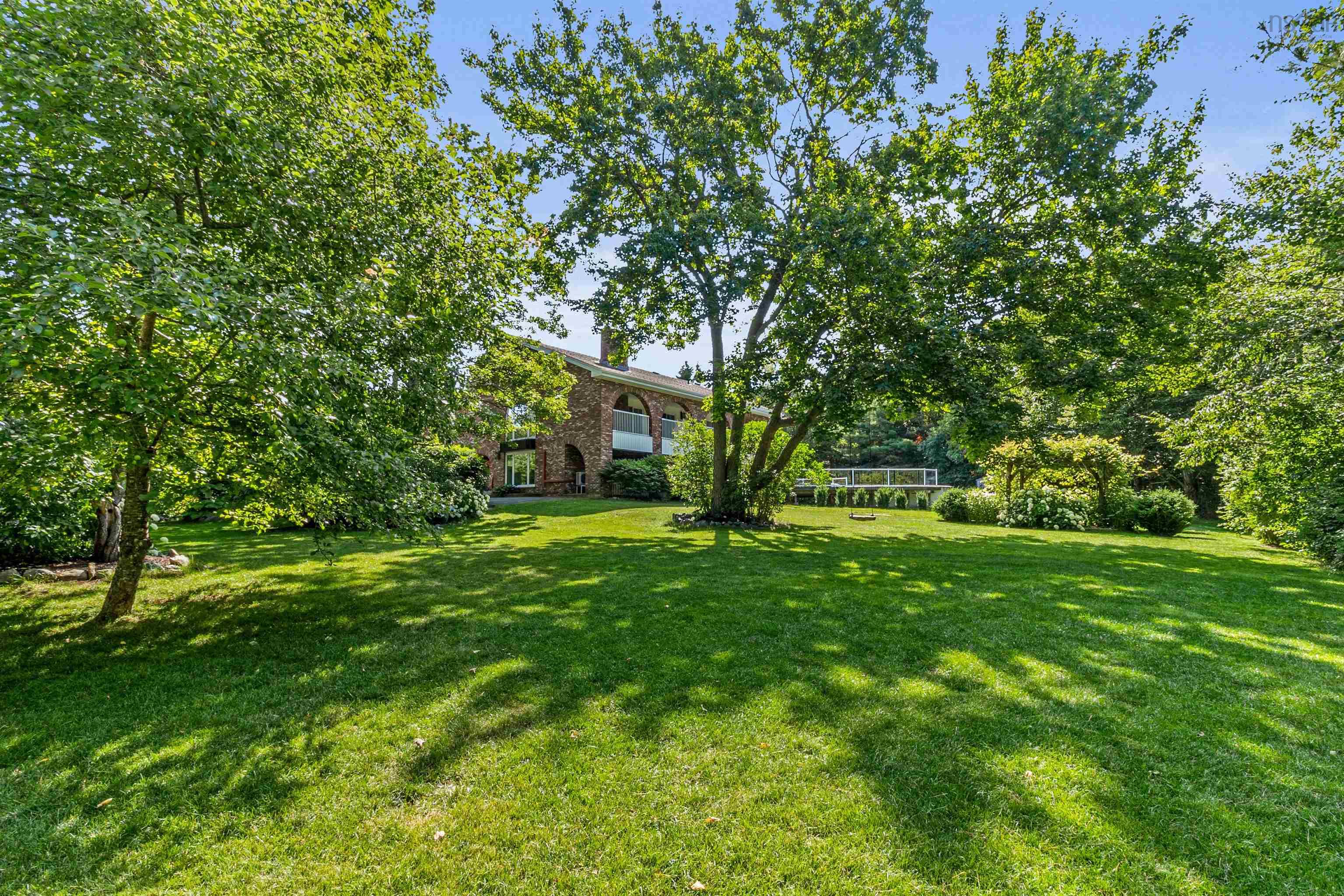 $950,000.00: 27 Joe Street, Waverley