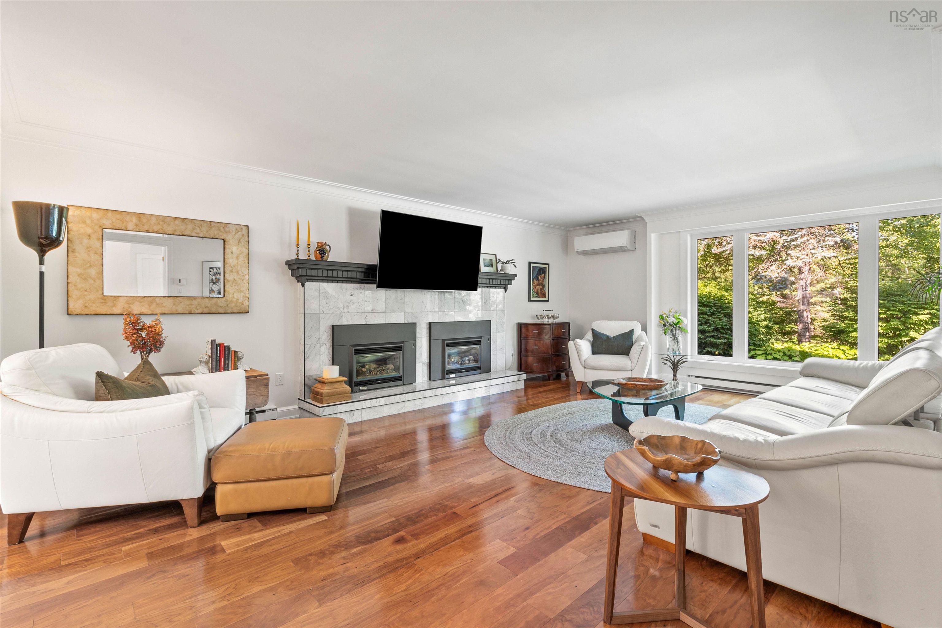 $950,000.00: 27 Joe Street, Waverley