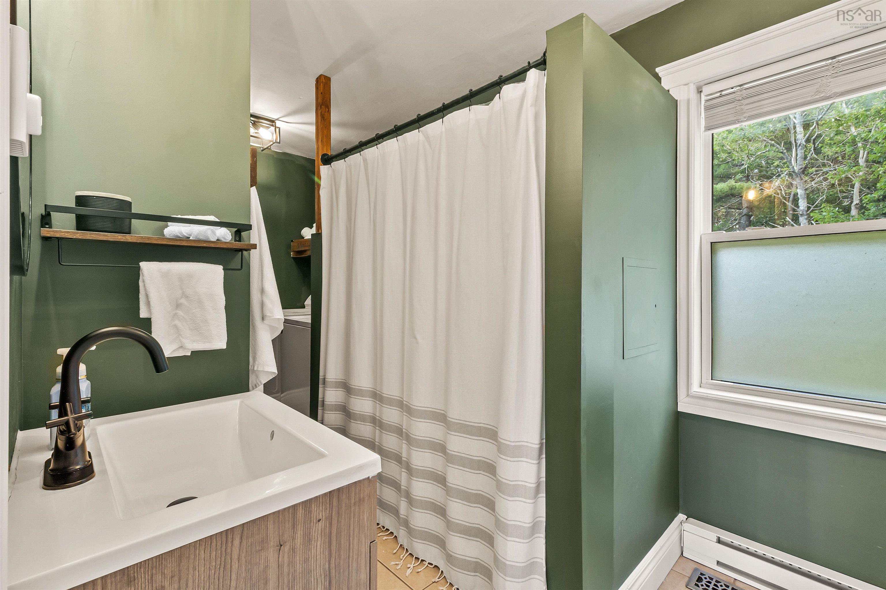 $349,900.00: 451 Highway 1, Mount Uniacke