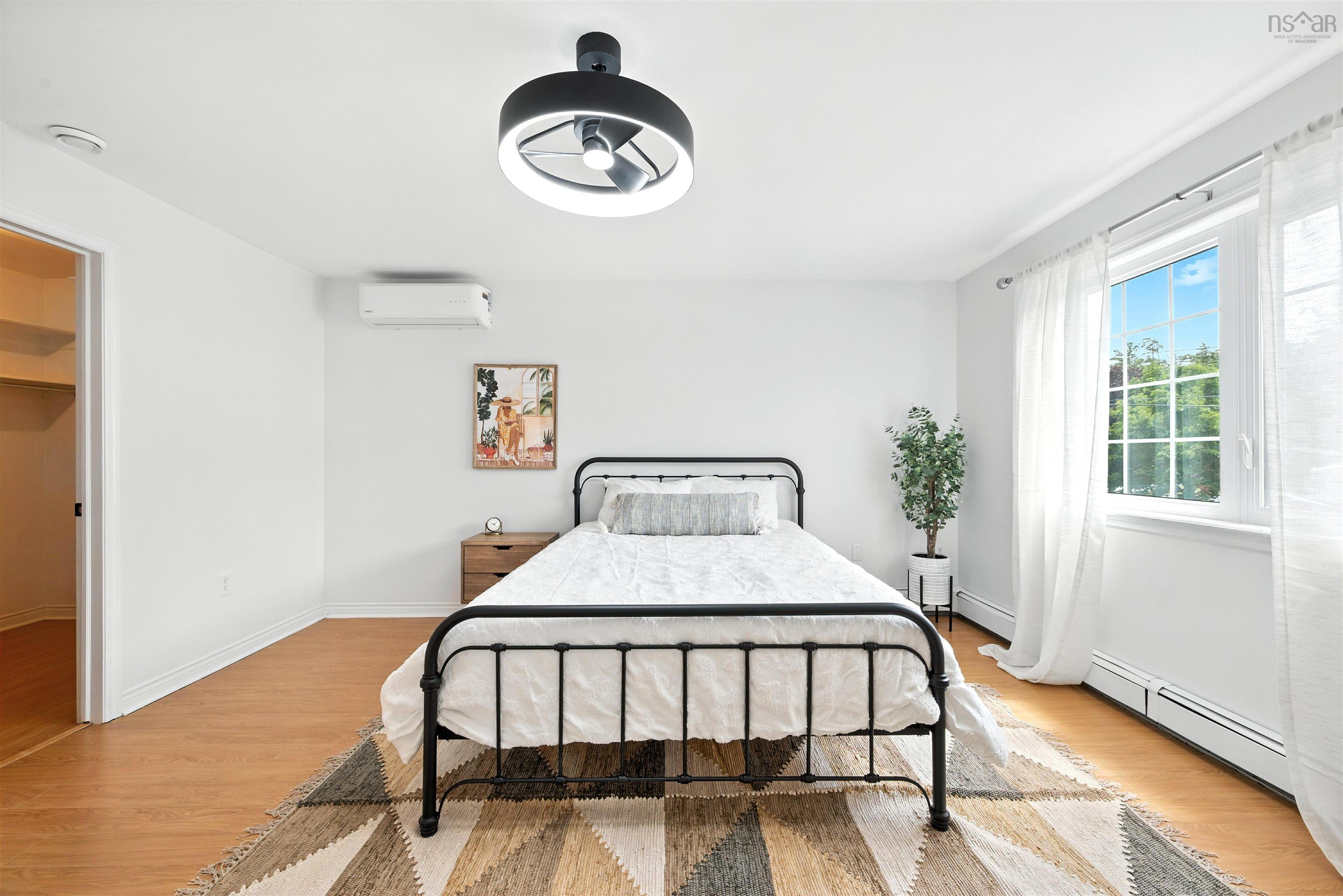 $639,000.00: 37 Baha Court, Bedford