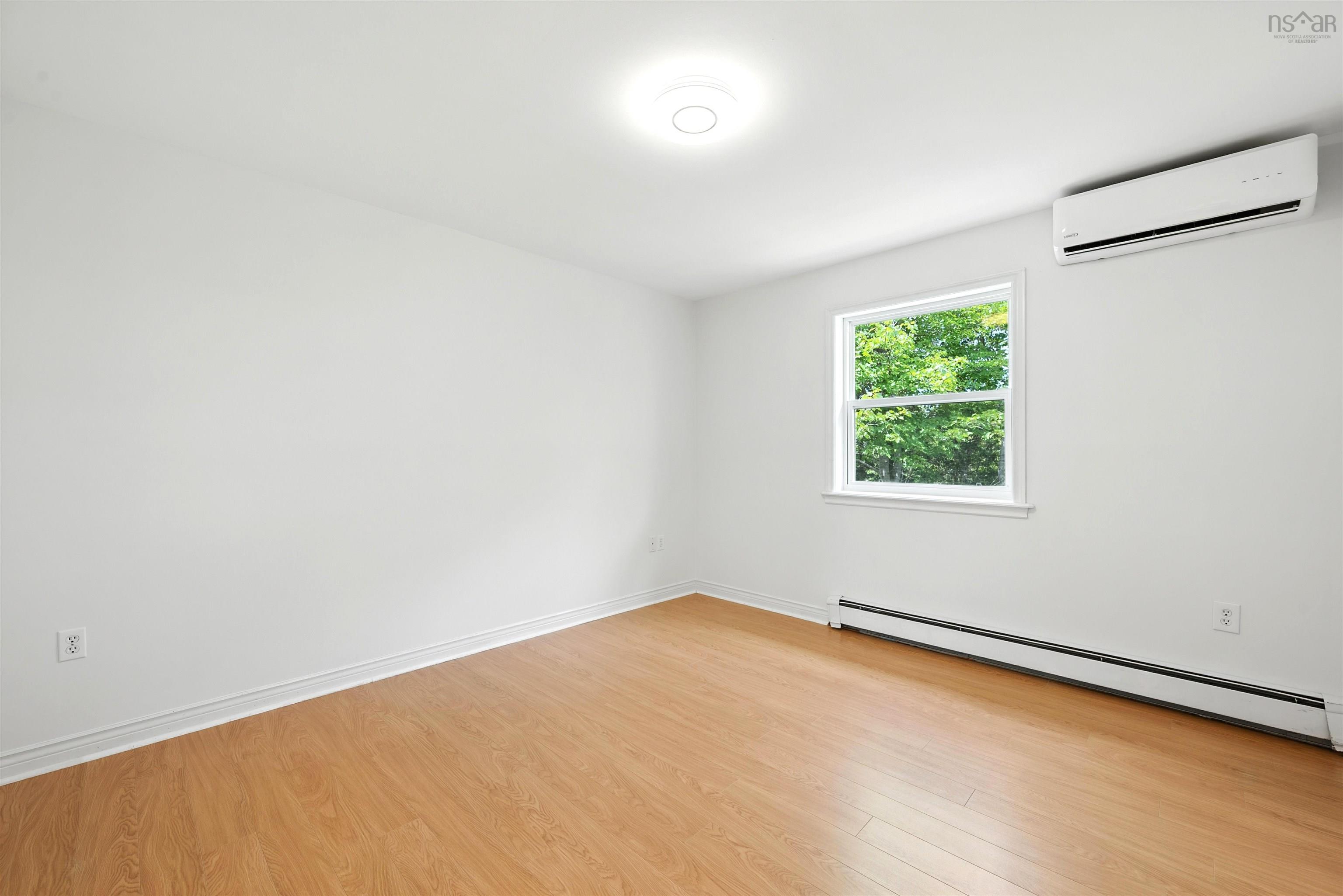 $639,000.00: 37 Baha Court, Bedford