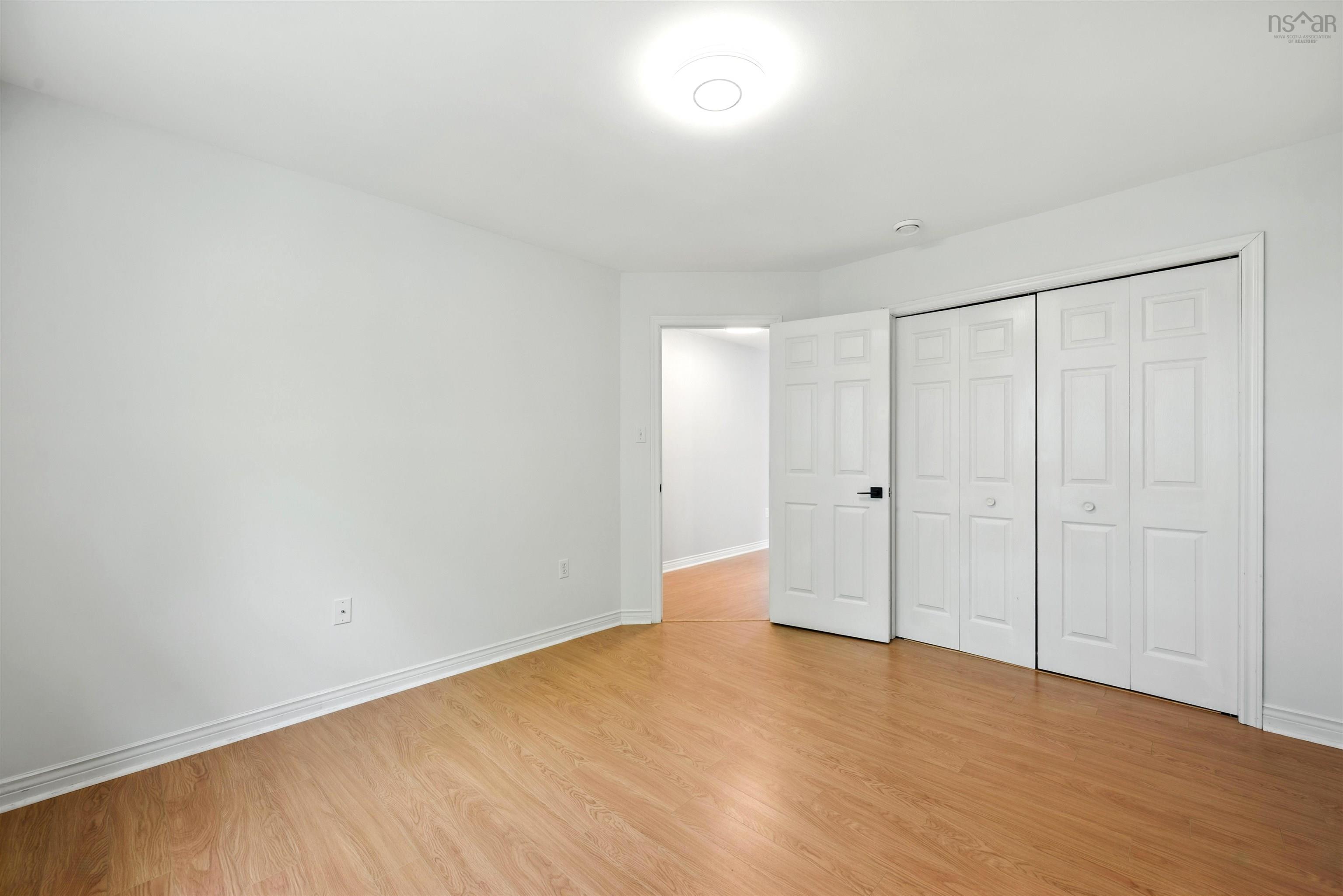 $639,000.00: 37 Baha Court, Bedford