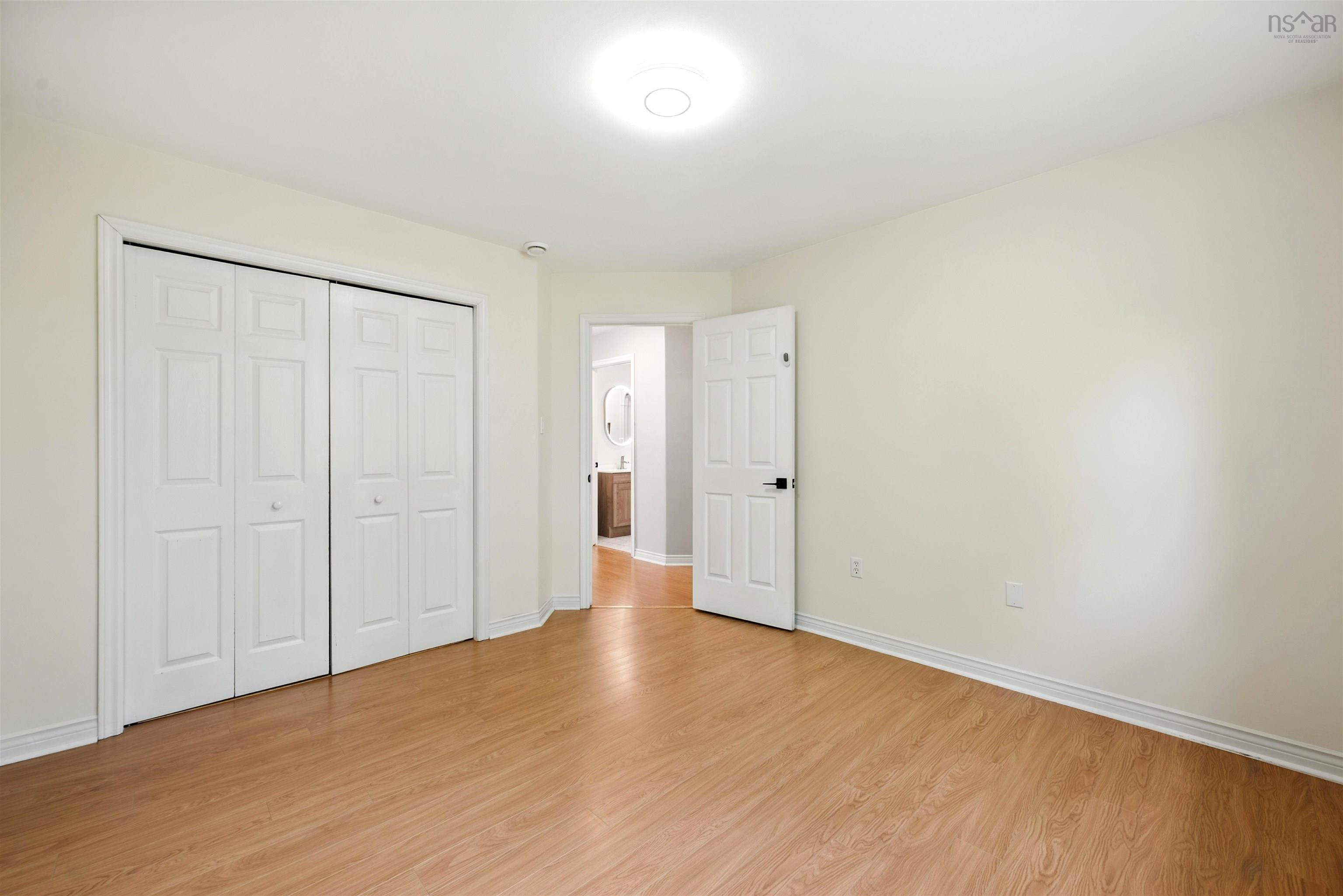 $639,000.00: 37 Baha Court, Bedford