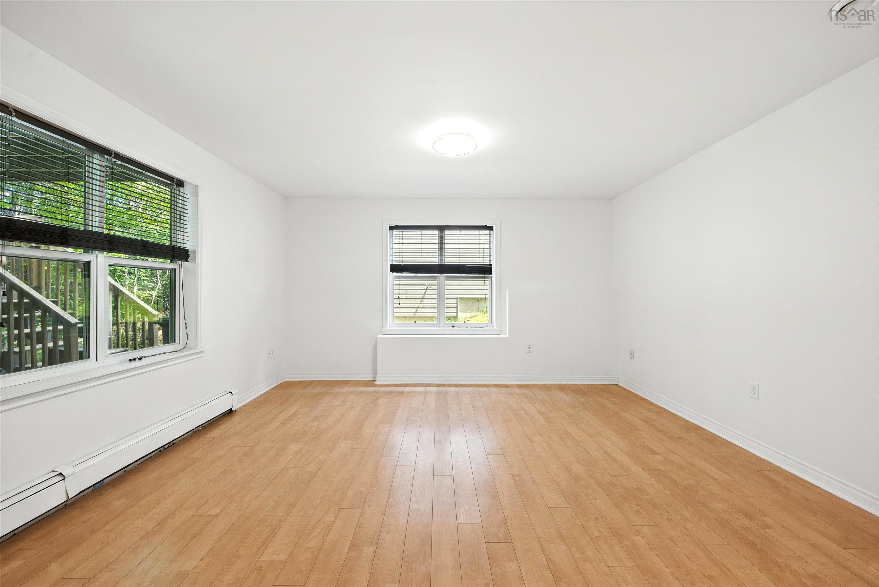 $639,000.00: 37 Baha Court, Bedford