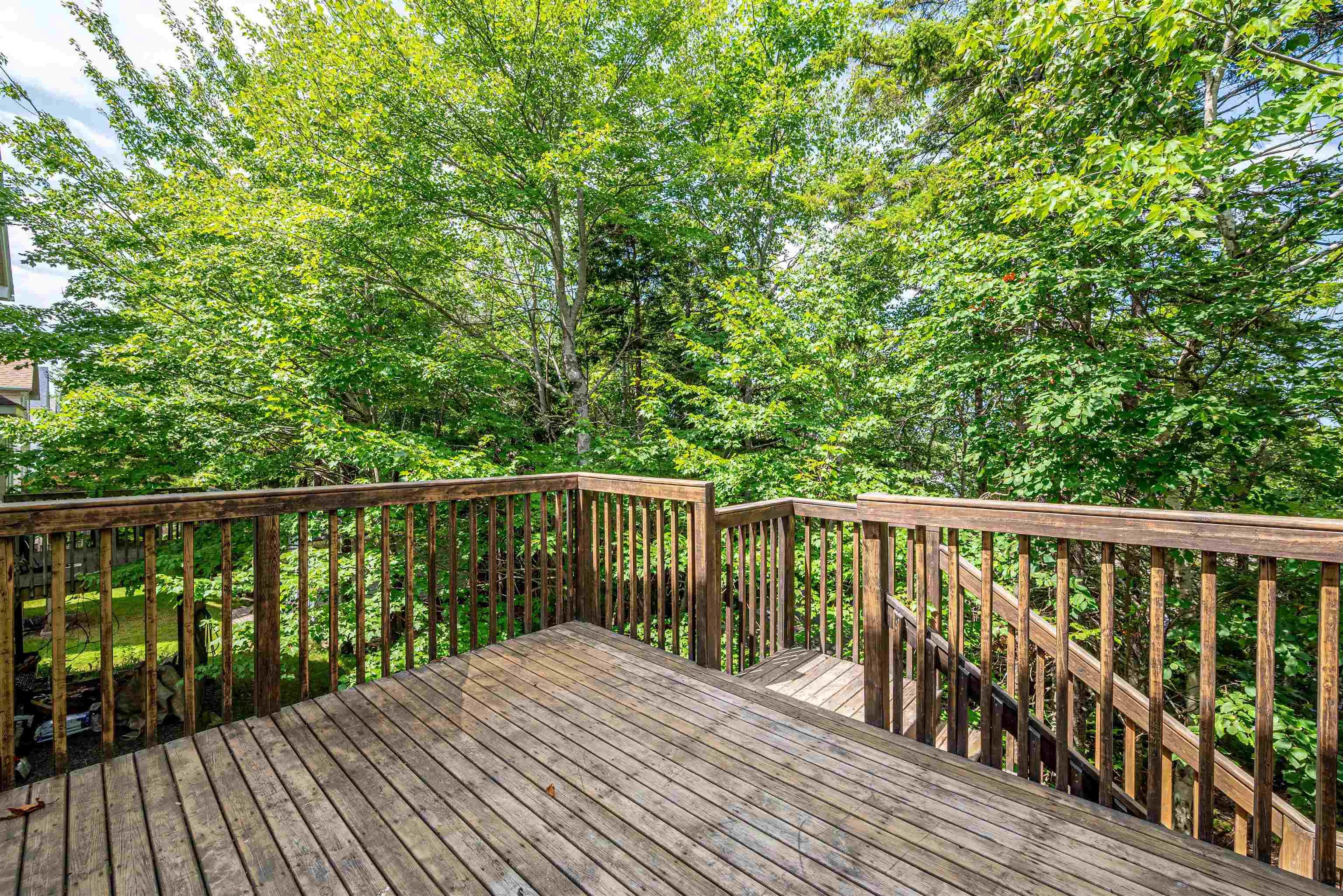 $639,000.00: 37 Baha Court, Bedford