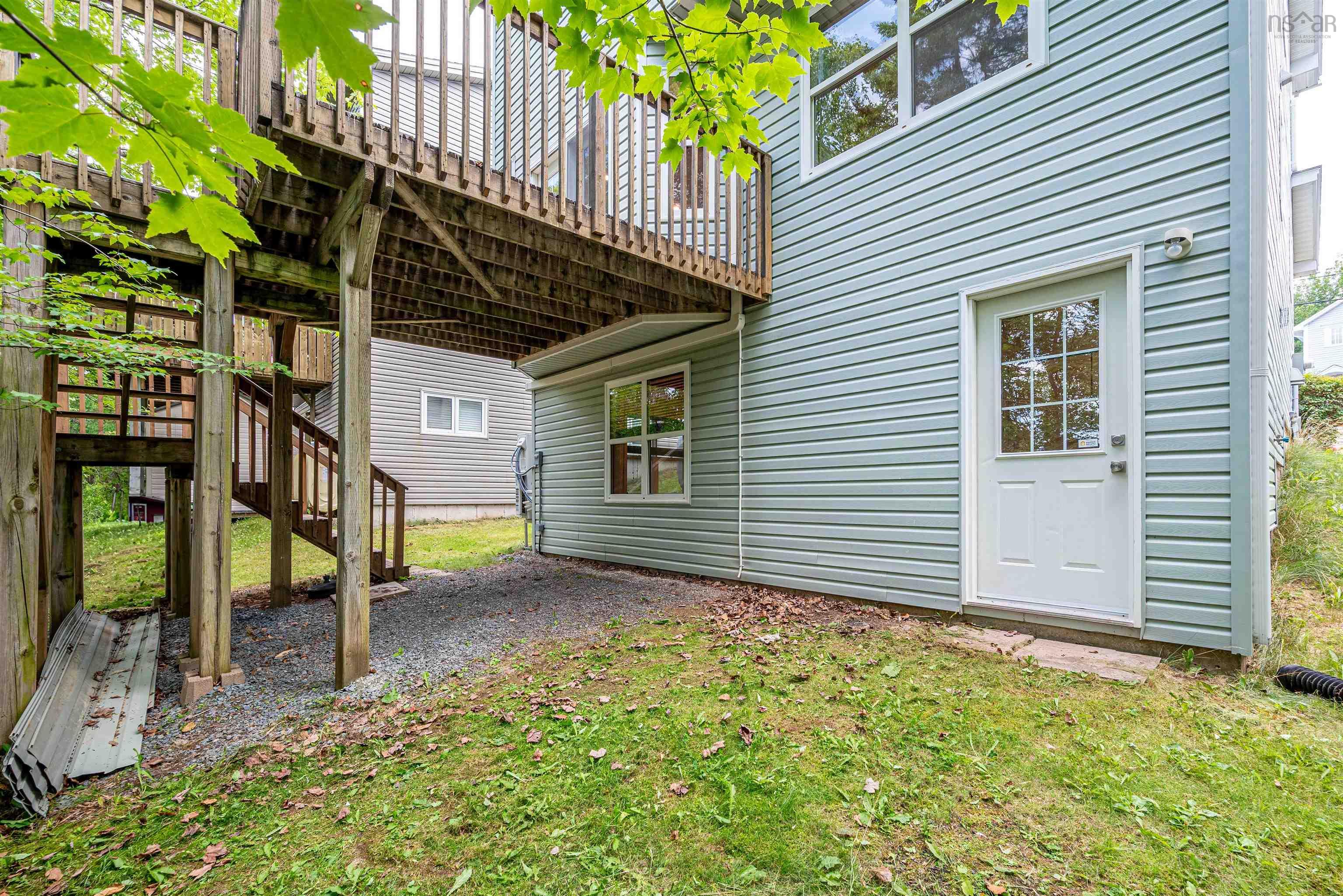 $639,000.00: 37 Baha Court, Bedford