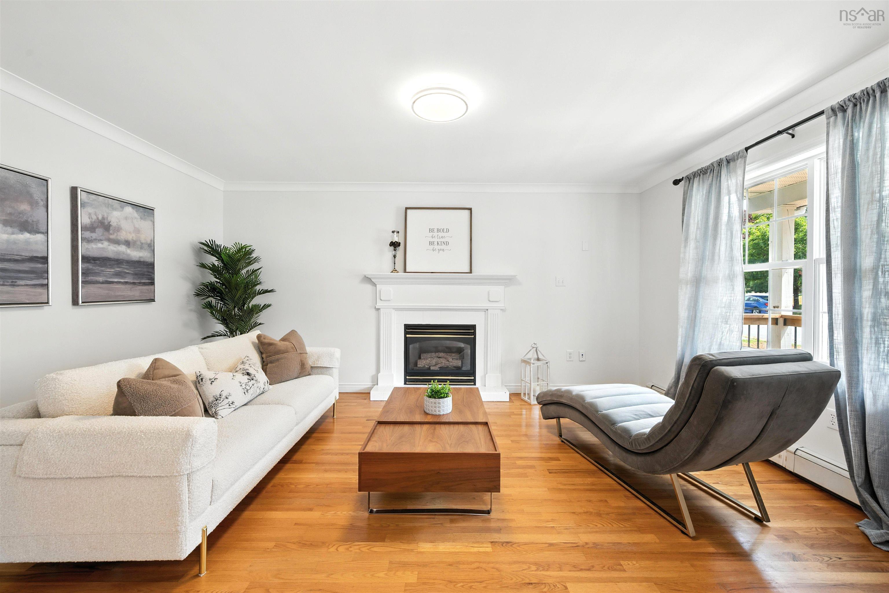 $639,000.00: 37 Baha Court, Bedford