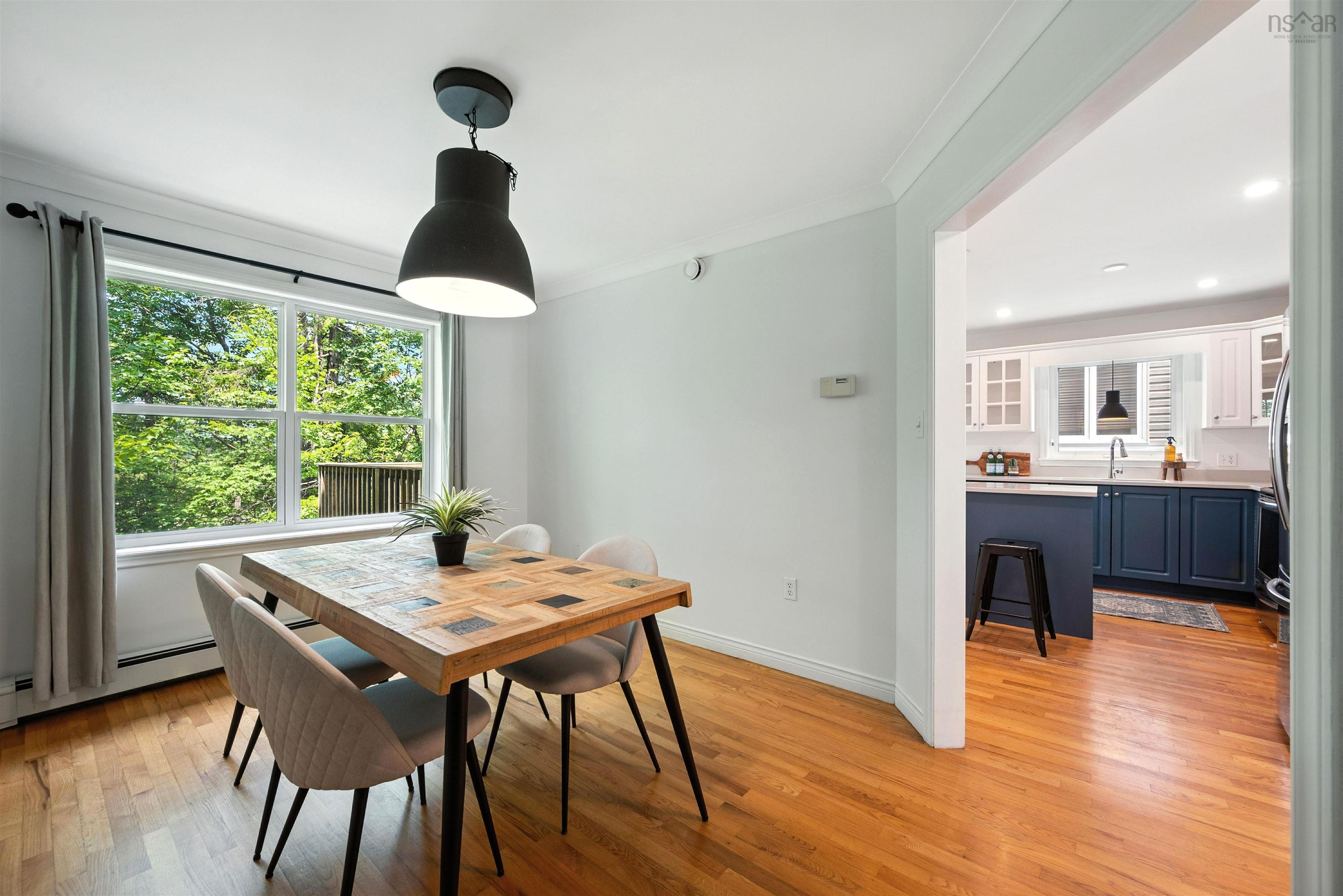 $639,000.00: 37 Baha Court, Bedford