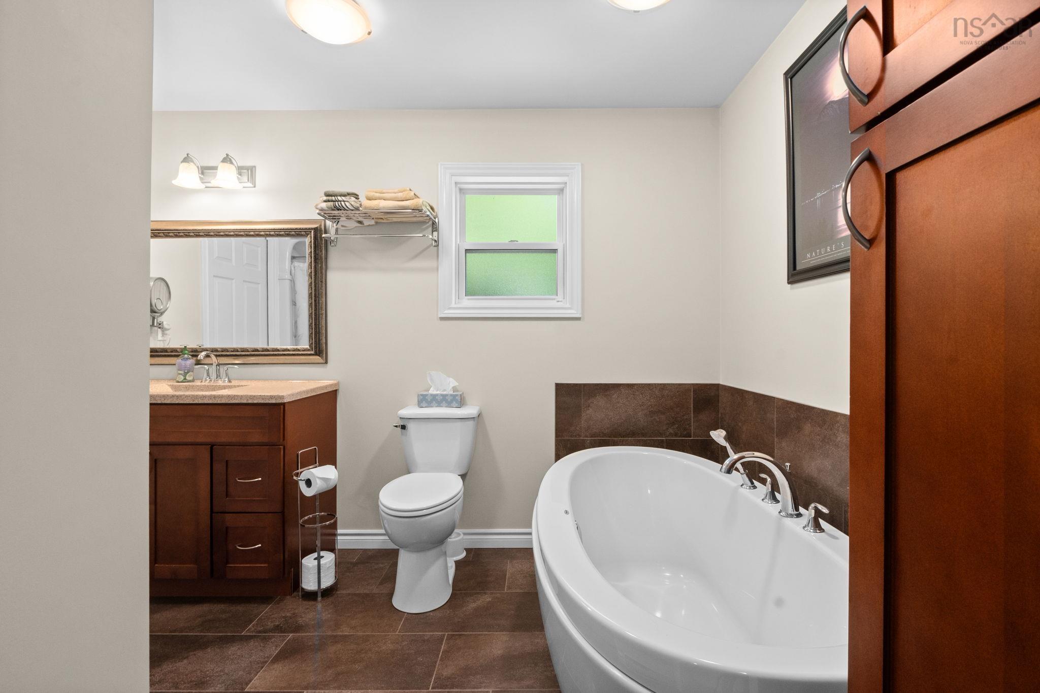 $675,000.00: 132 Doherty Drive, Lawrencetown