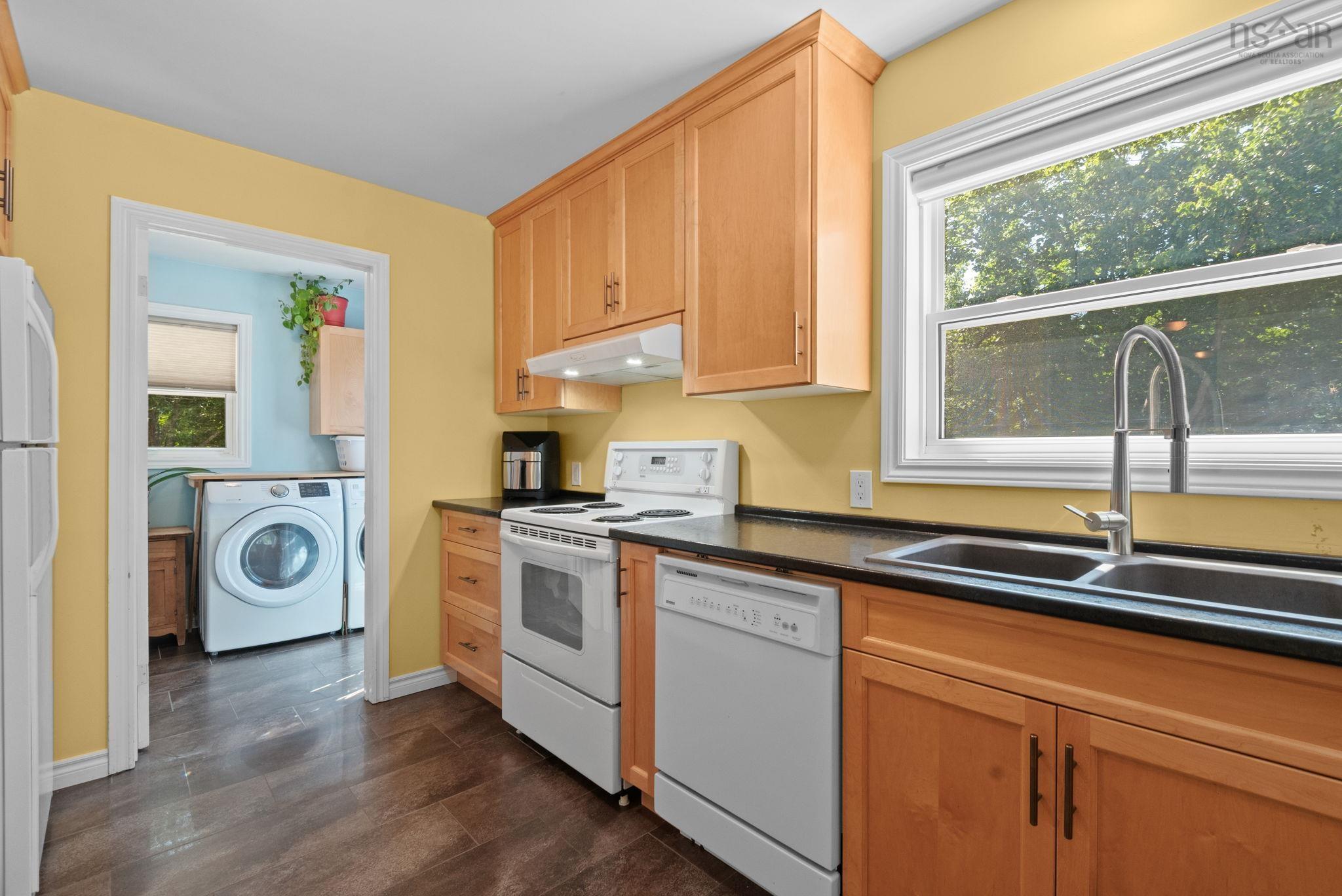 $675,000.00: 132 Doherty Drive, Lawrencetown