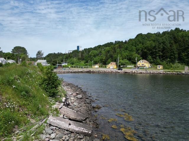 $44,500.00: Main Street, Mulgrave