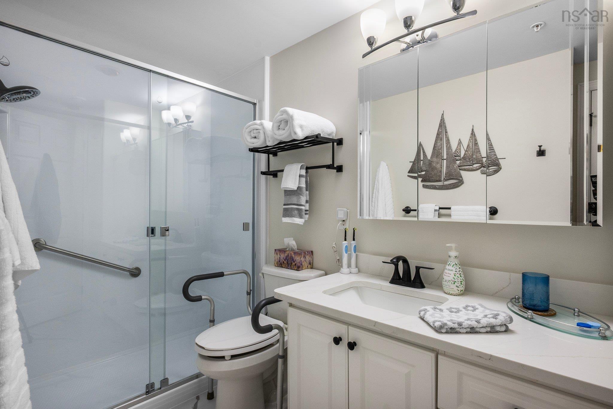 301 89 Waterfront Drive, Bedford, NS (MLS 202518760)