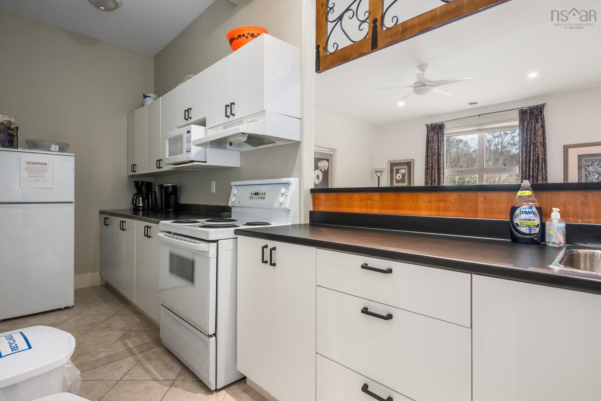 301 89 Waterfront Drive, Bedford, NS (MLS 202518760)