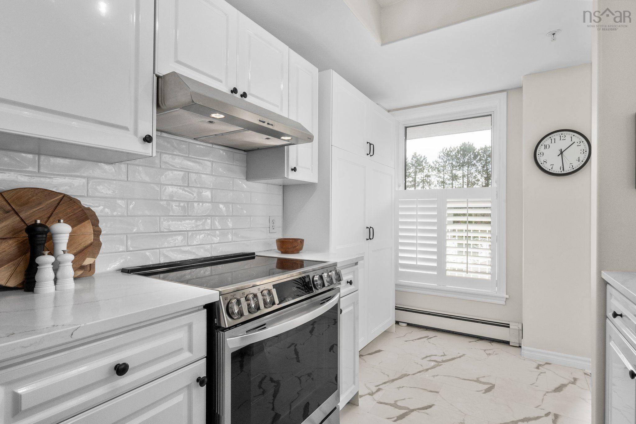 301 89 Waterfront Drive, Bedford, NS (MLS 202518760)