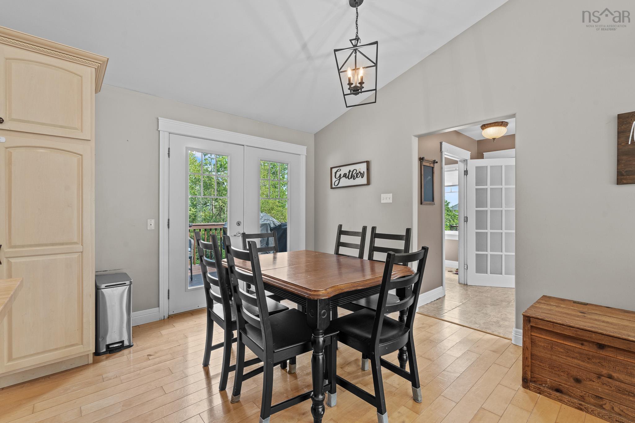 $499,999.00: 86 Fir Avenue, Salmon River