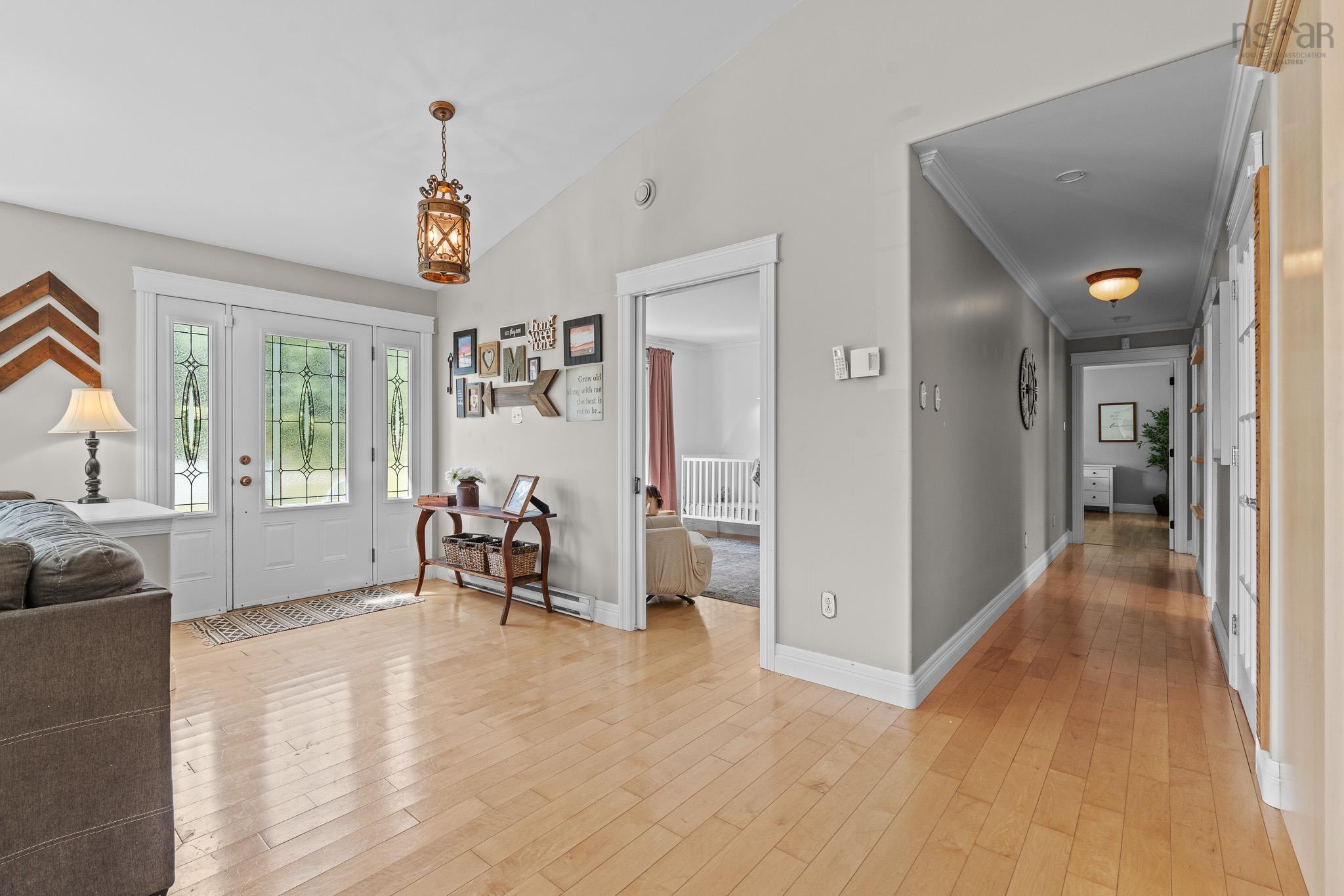 $499,999.00: 86 Fir Avenue, Salmon River