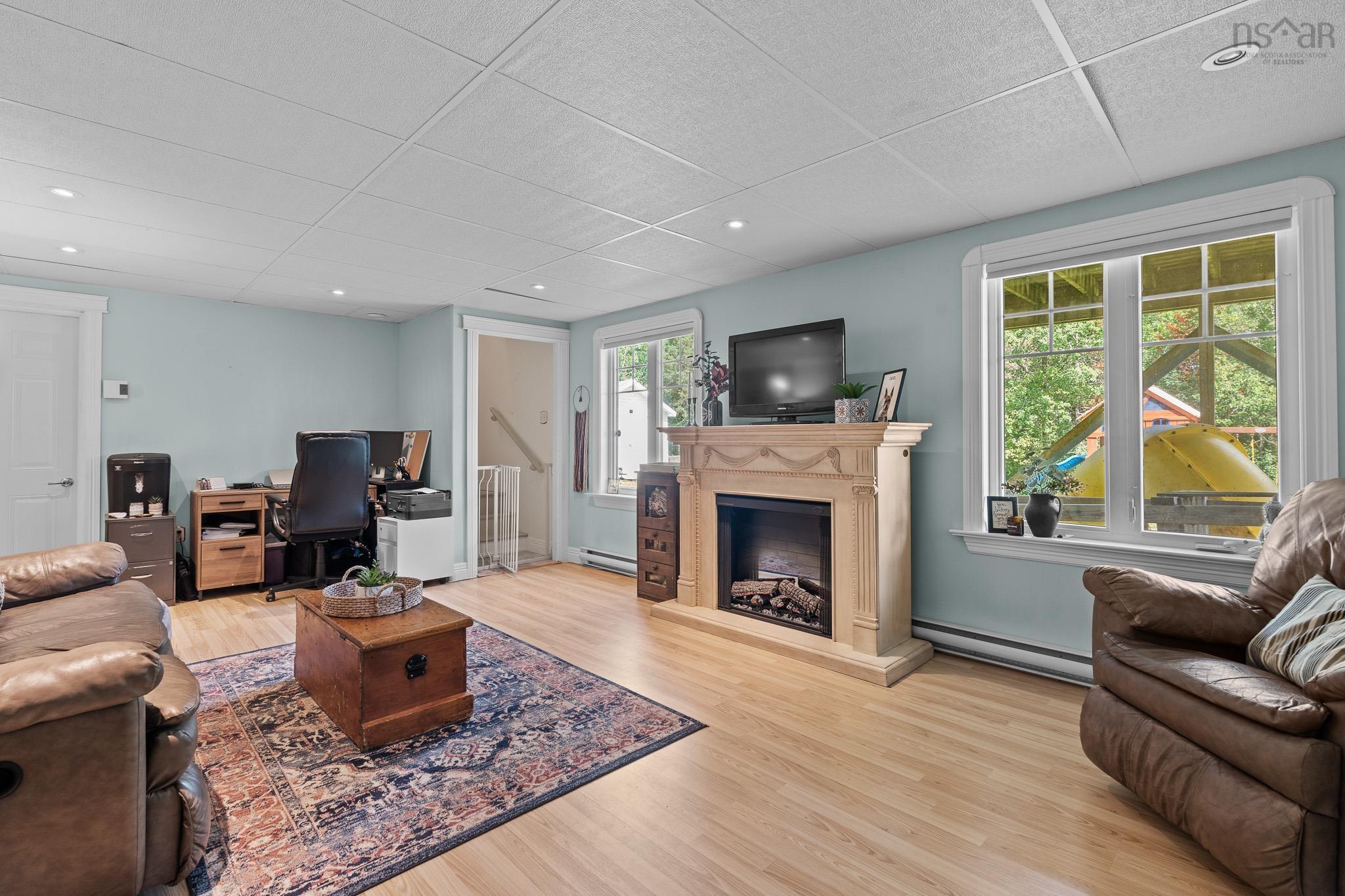 $499,999.00: 86 Fir Avenue, Salmon River