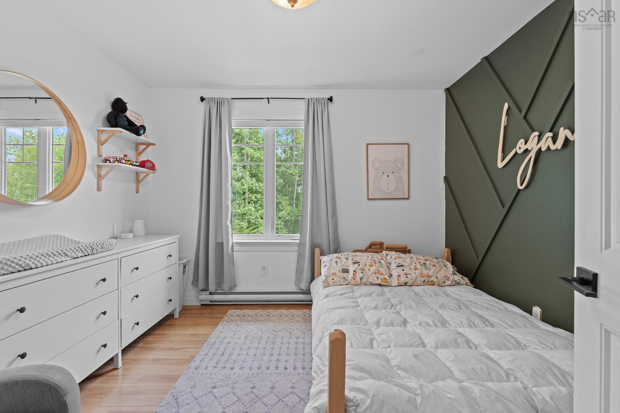 $499,999.00: 86 Fir Avenue, Salmon River