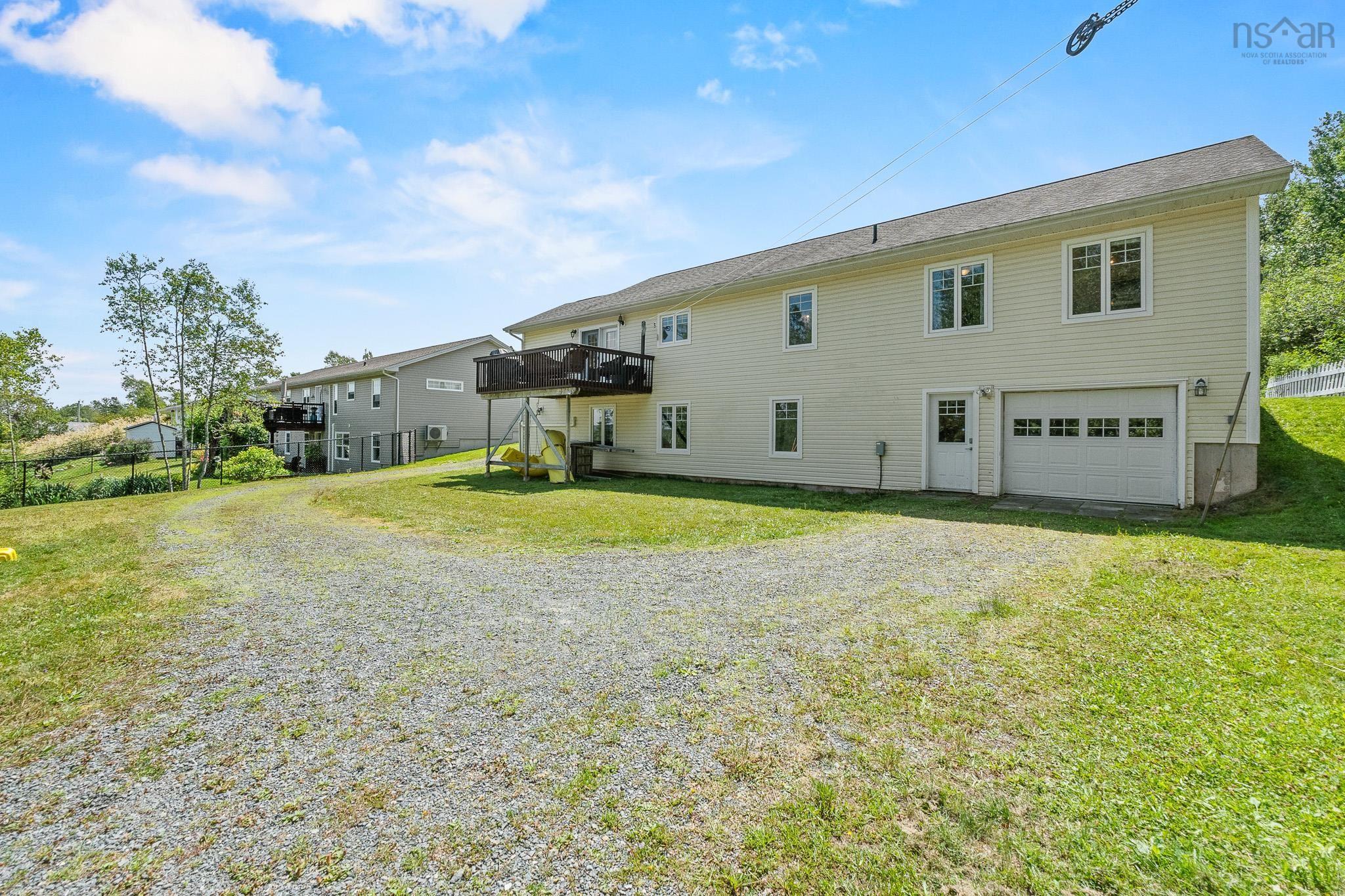 $499,999.00: 86 Fir Avenue, Salmon River