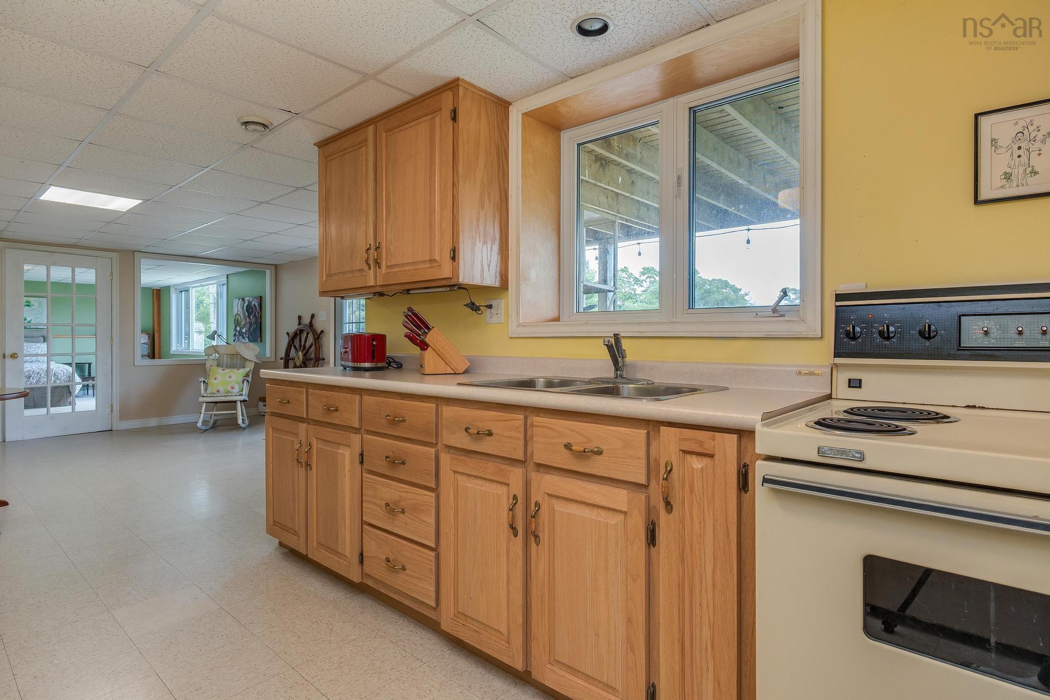 $799,900.00: 37 Orchard Heights, Maders Cove