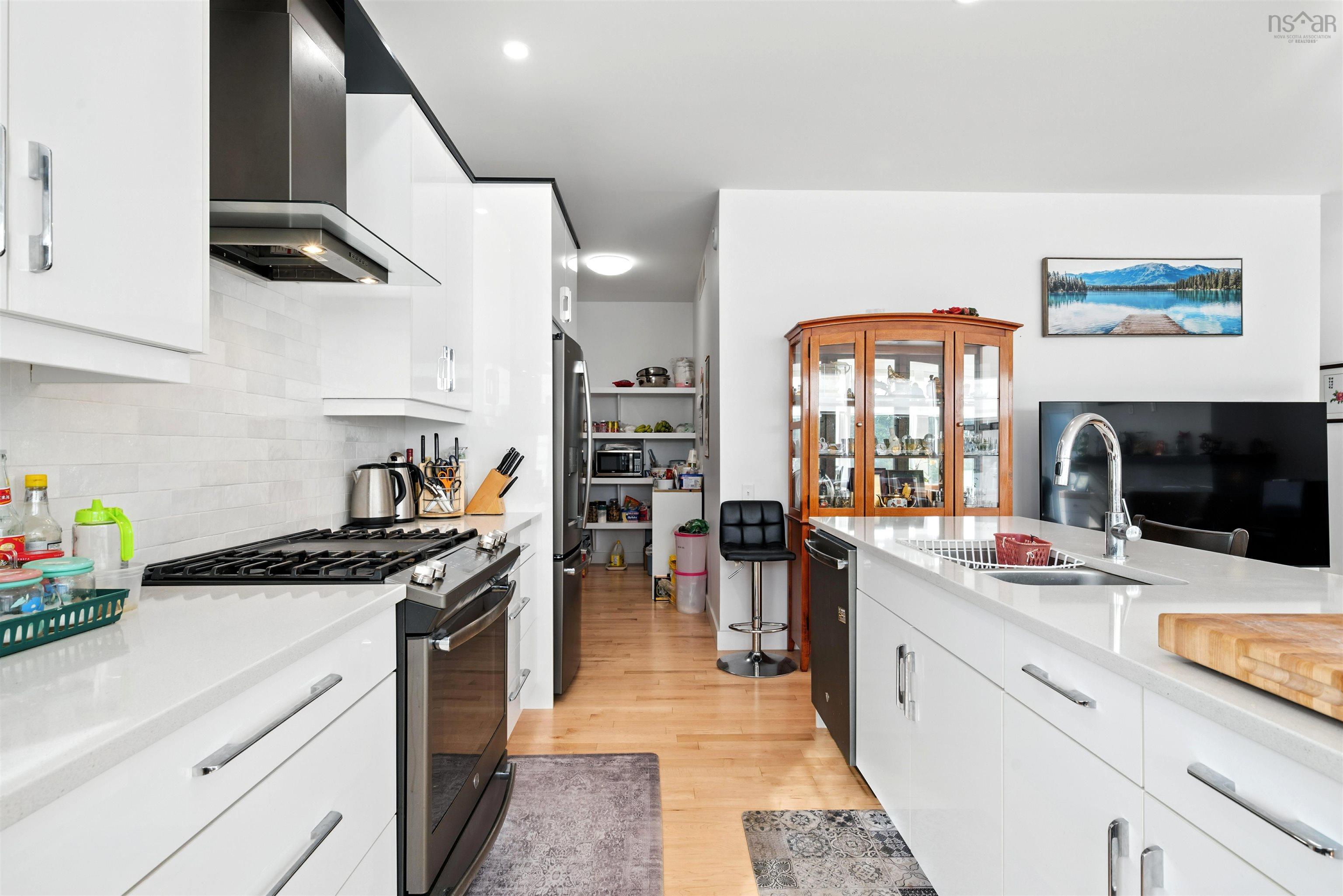 $938,900.00: 20 Bradford Place, Bedford