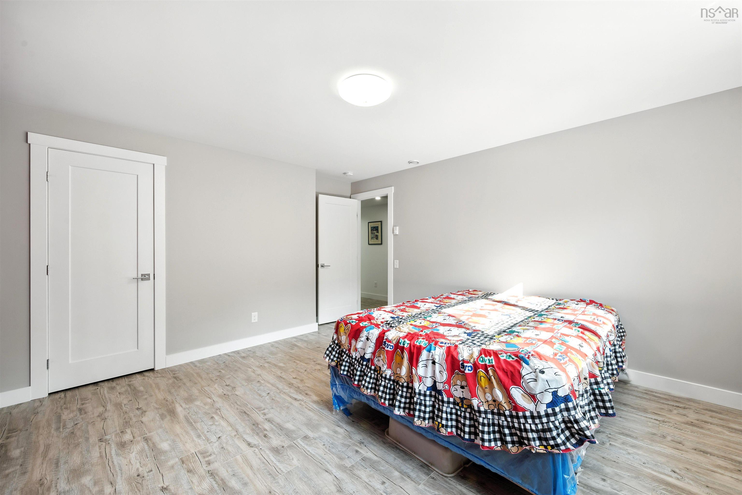 $938,900.00: 20 Bradford Place, Bedford