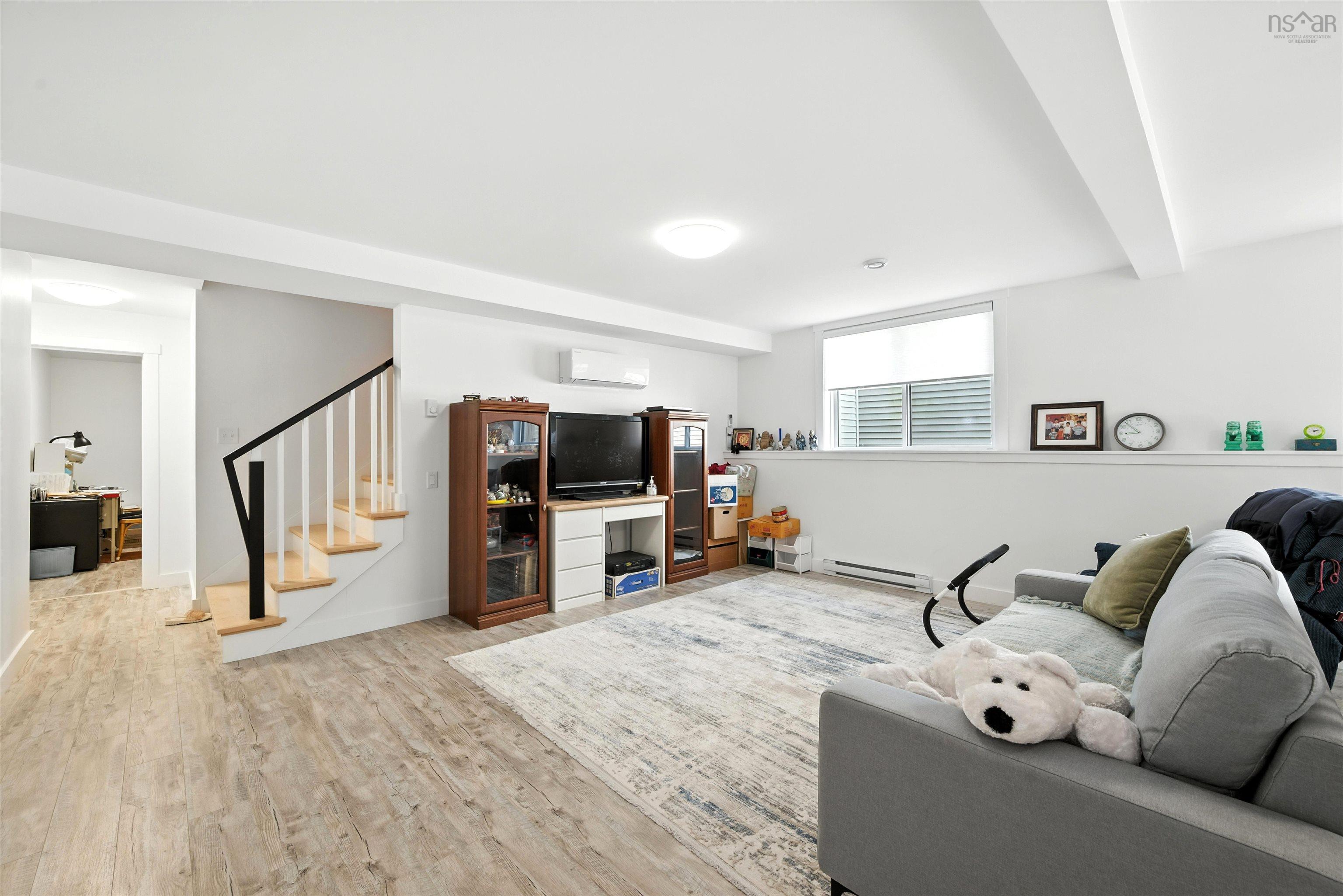 $938,900.00: 20 Bradford Place, Bedford