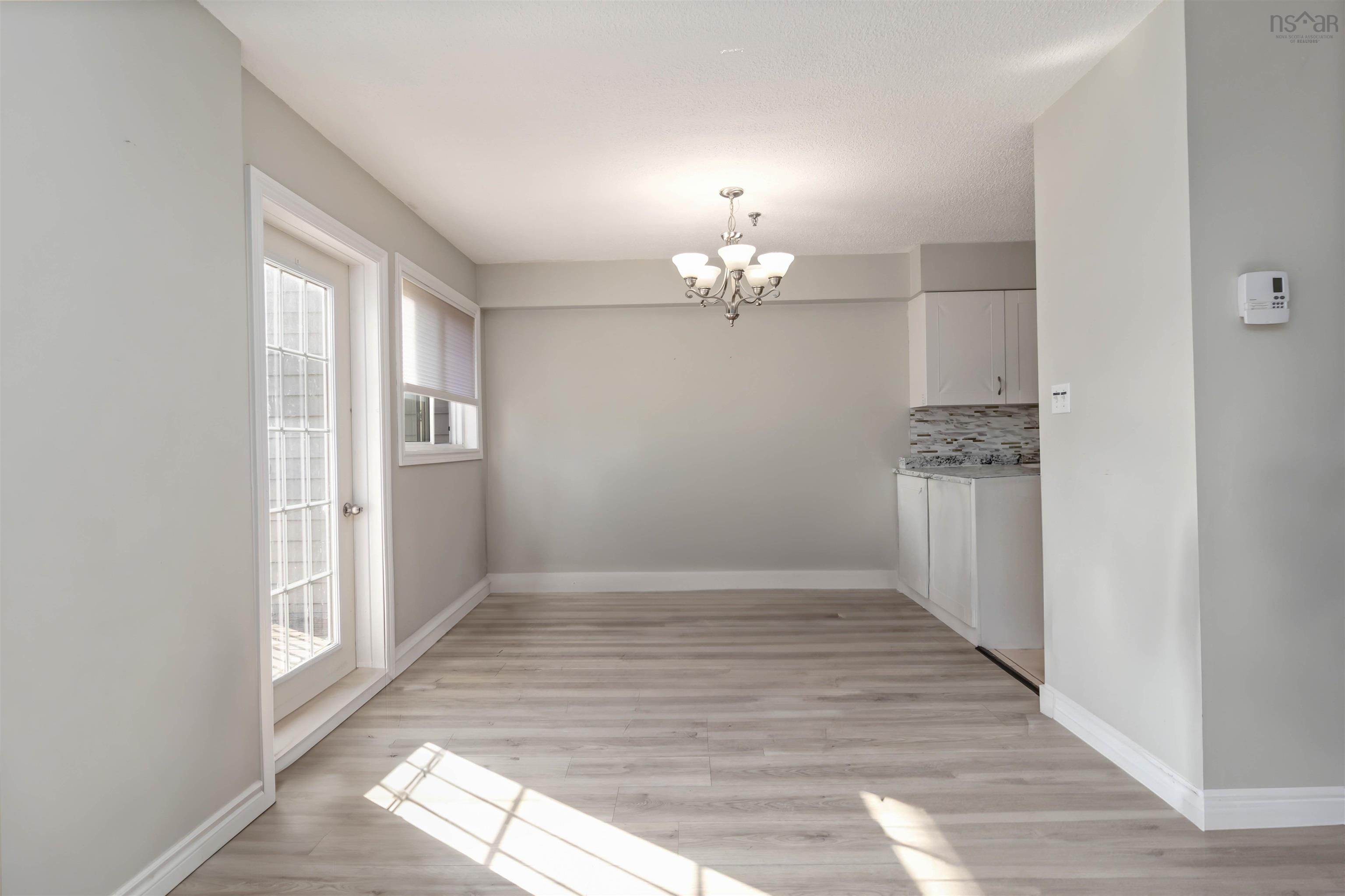 $369,900.00: 303 15 Knightsridge Drive, Halifax