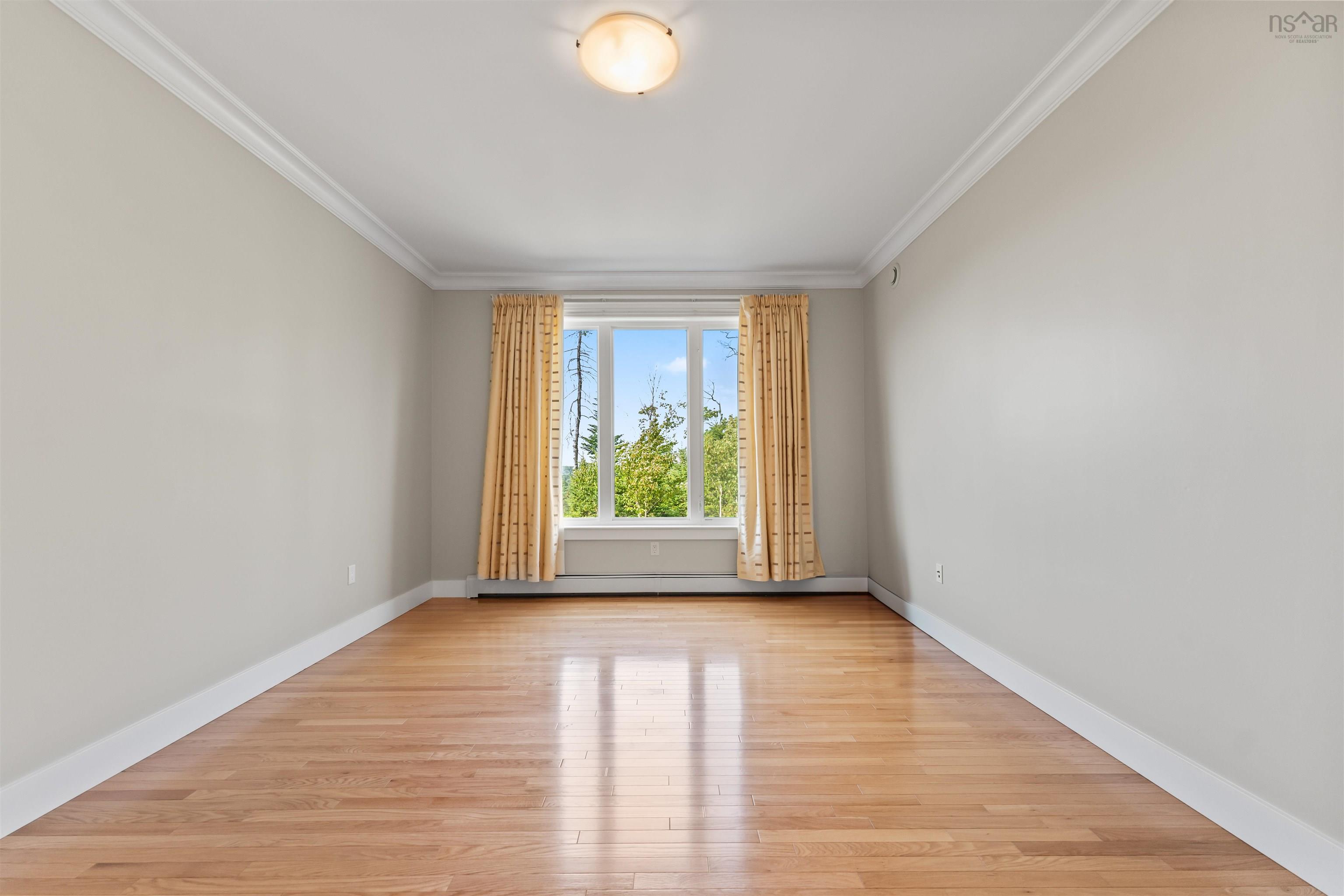 $725,000.00: 25 Kirkwood Court, Bedford