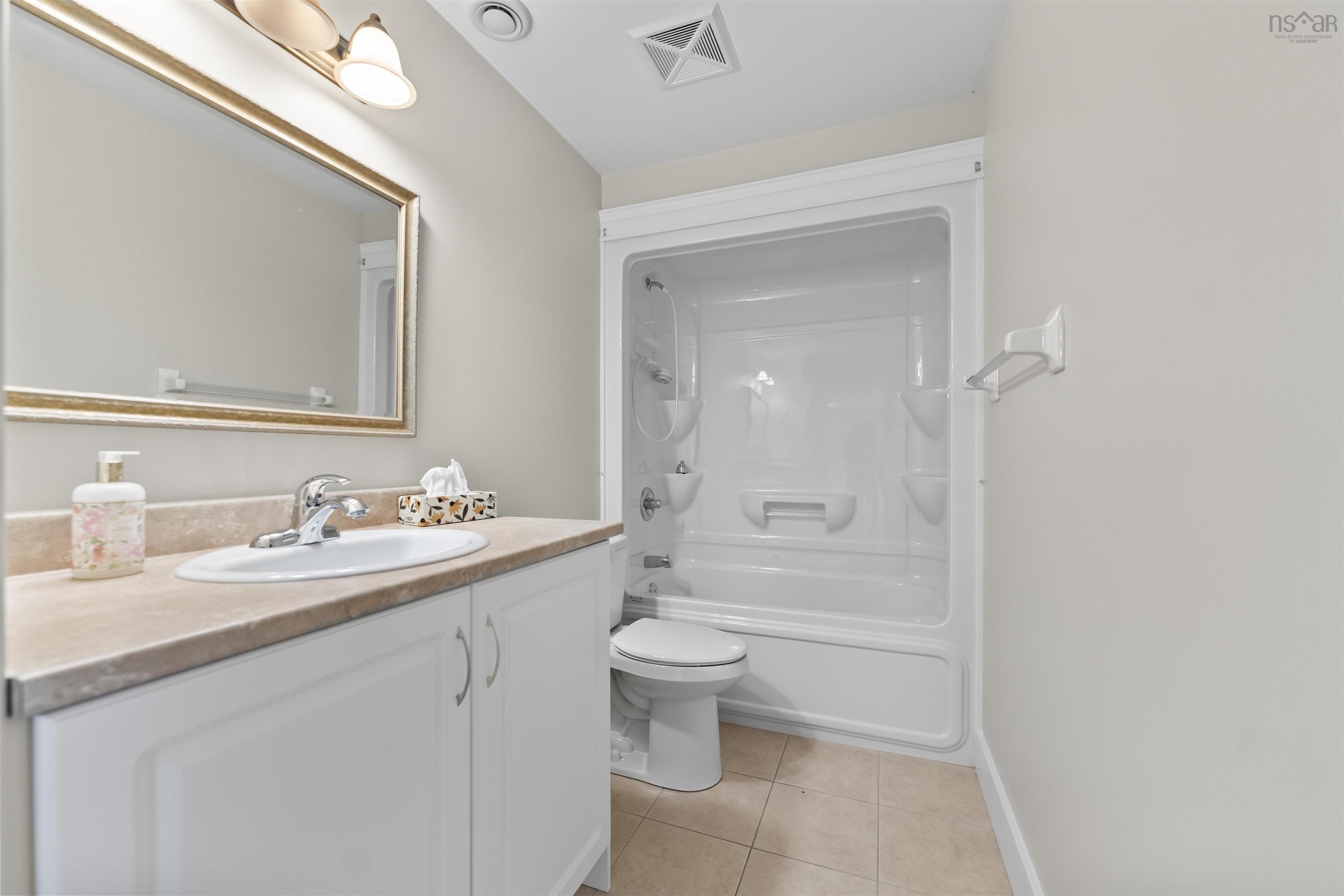 $725,000.00: 25 Kirkwood Court, Bedford