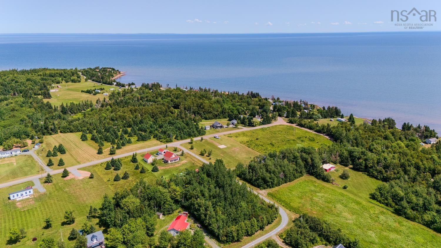$649,900.00: 1923 Fox Harbour Rd, Fox Harbour