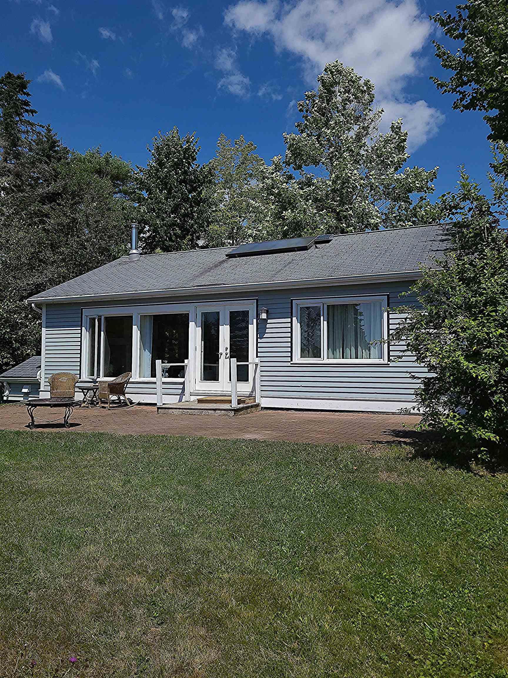 $974,900.00: 8518 St. Margarets Bay Road, Black Point