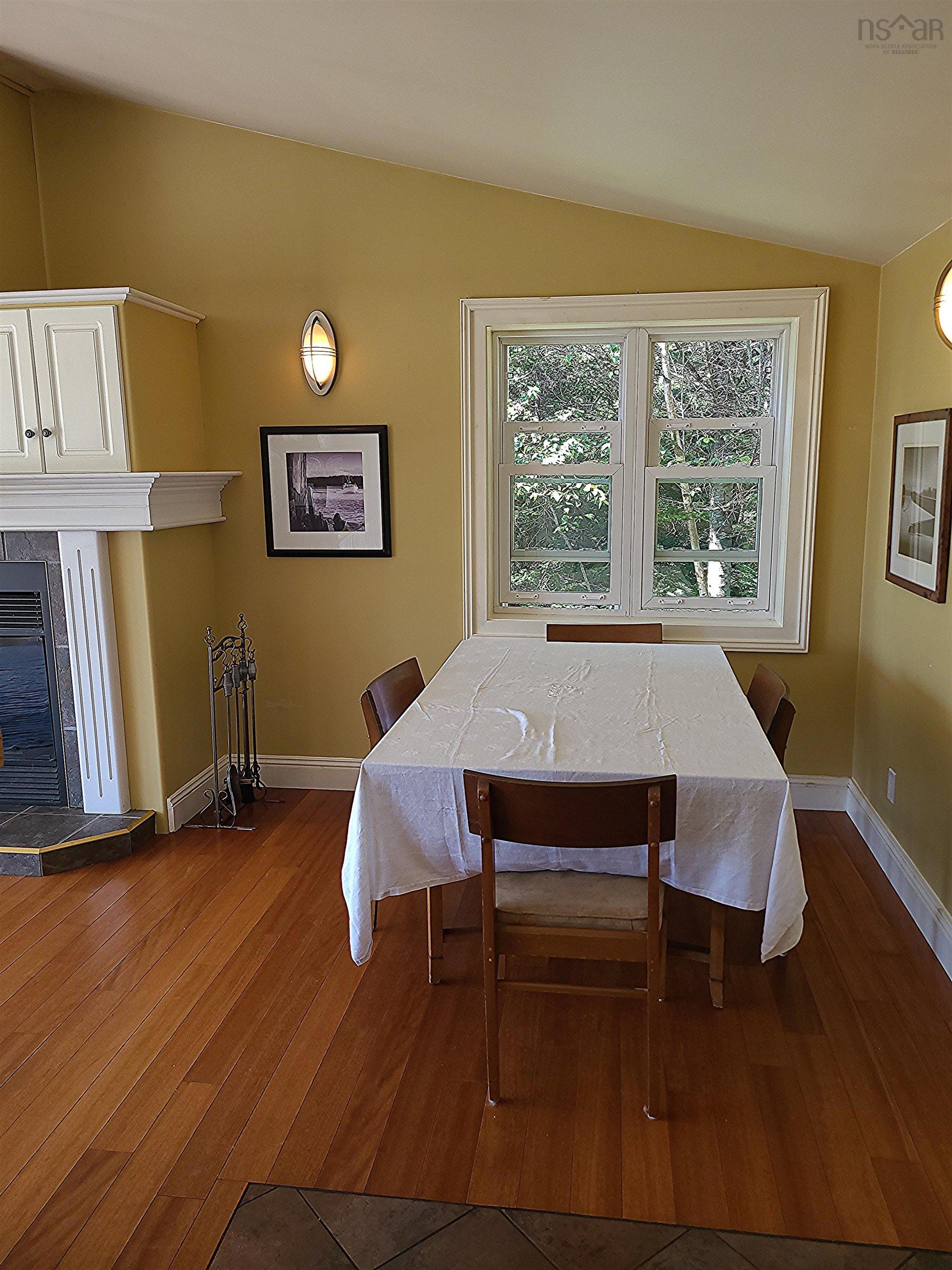 $974,900.00: 8518 St. Margarets Bay Road, Black Point