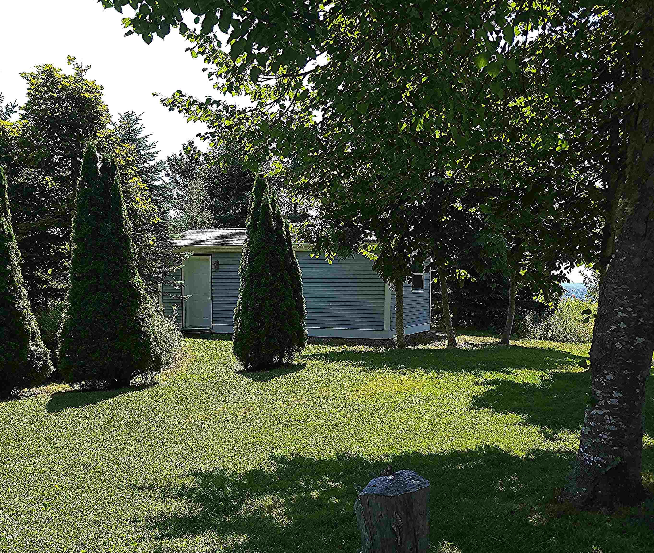 $974,900.00: 8518 St. Margarets Bay Road, Black Point