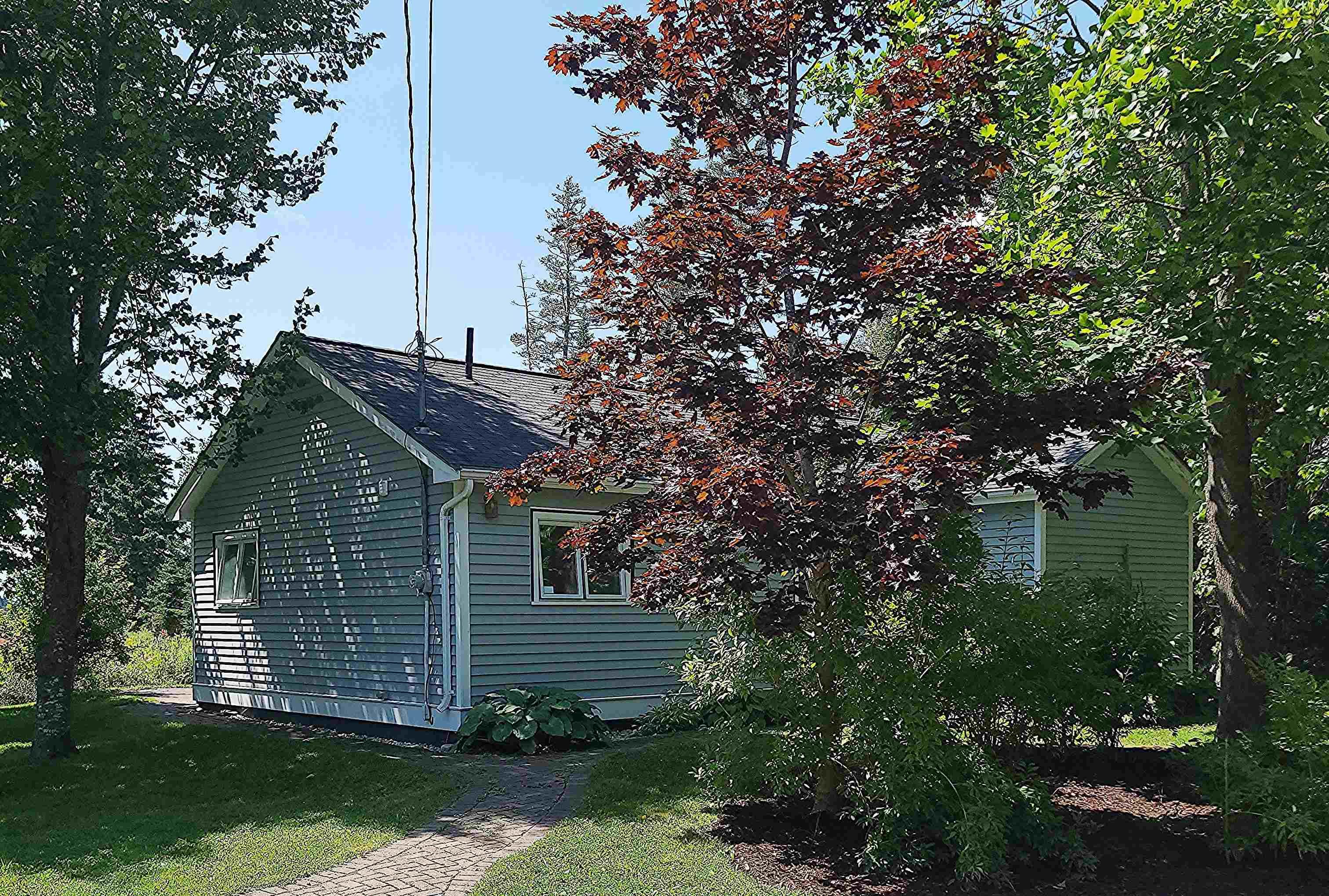 $974,900.00: 8518 St. Margarets Bay Road, Black Point