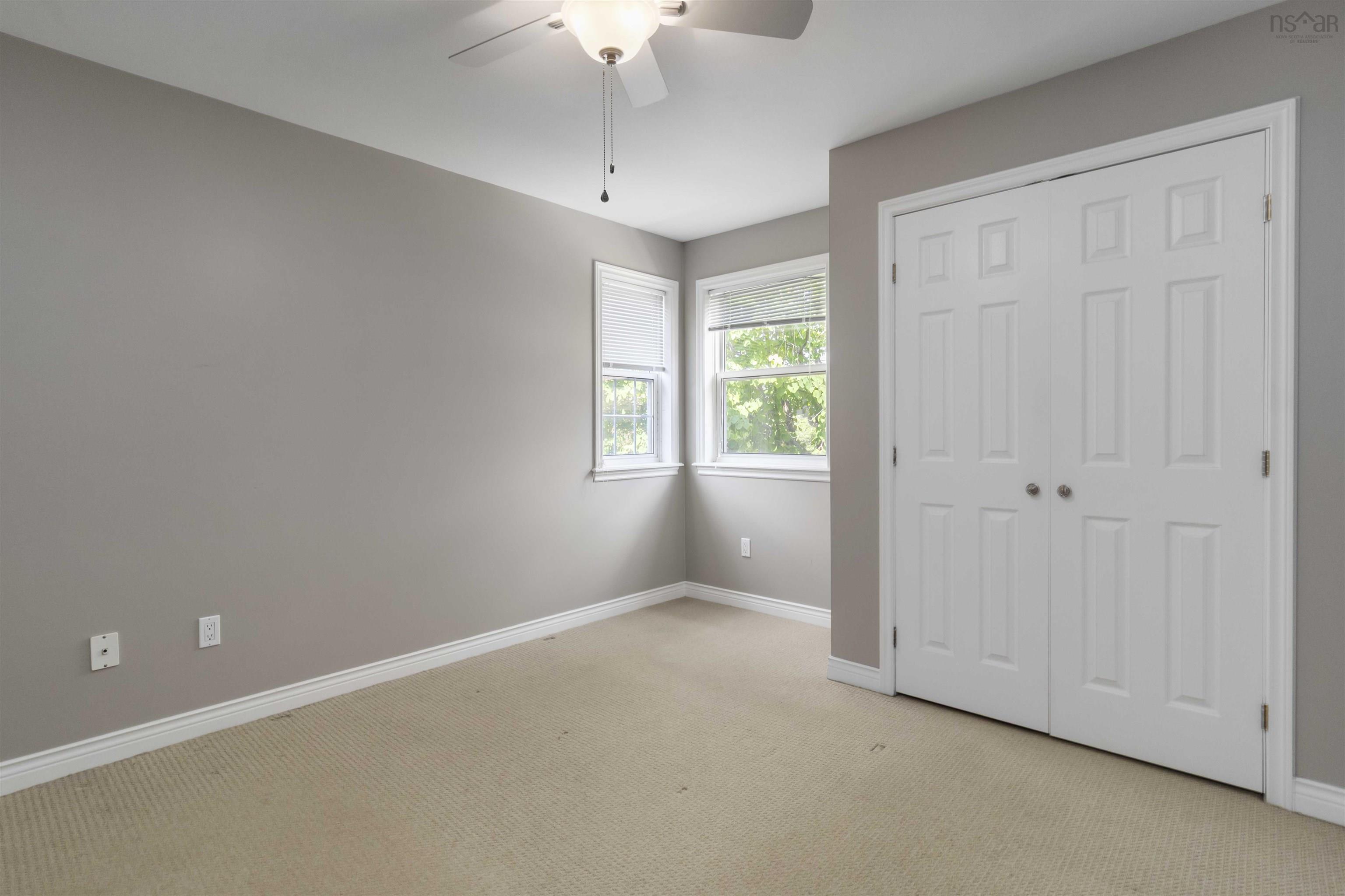 $799,900.00: 194 Radcliffe Drive, Clayton Park