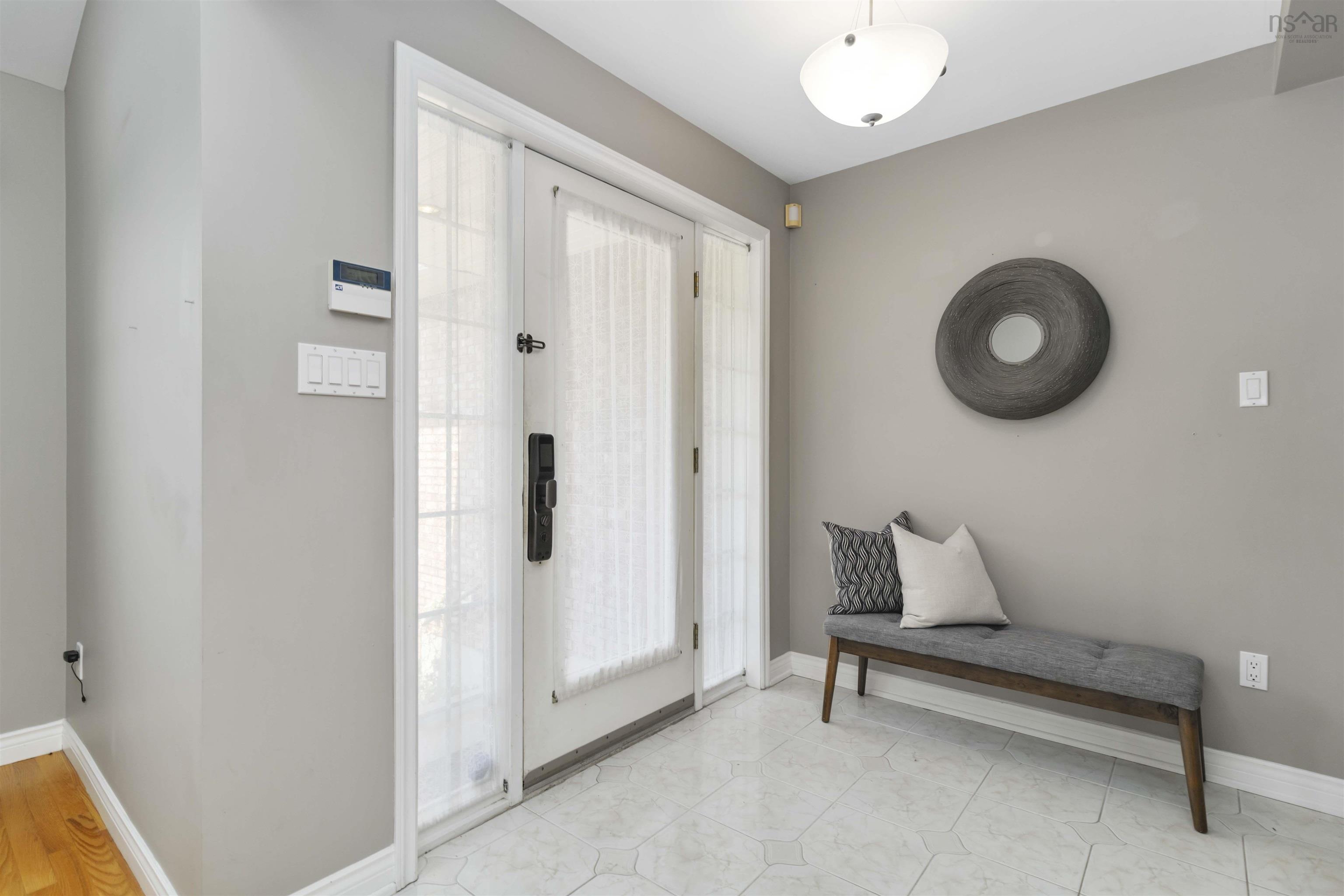 $799,900.00: 194 Radcliffe Drive, Clayton Park
