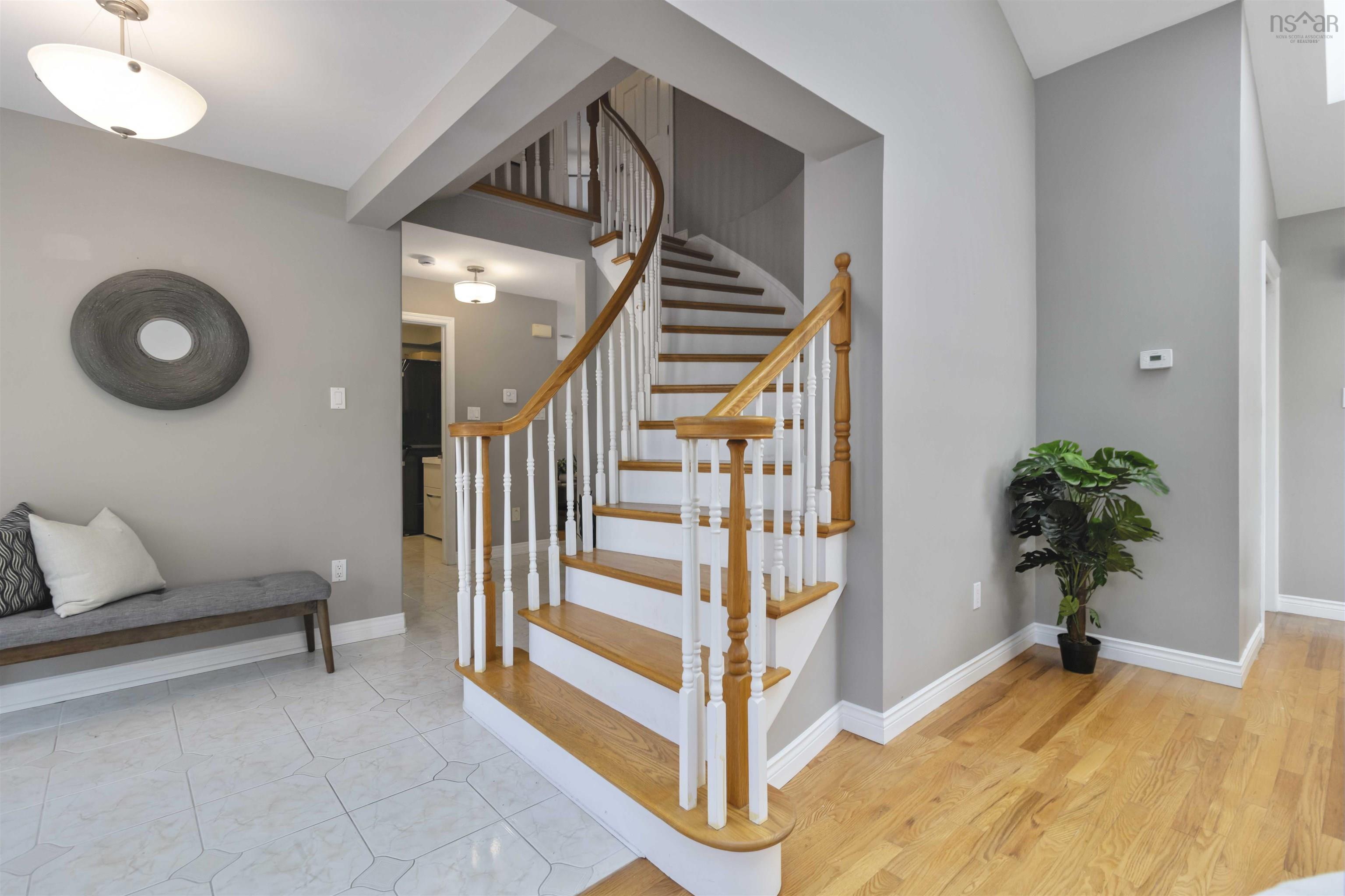 $799,900.00: 194 Radcliffe Drive, Clayton Park